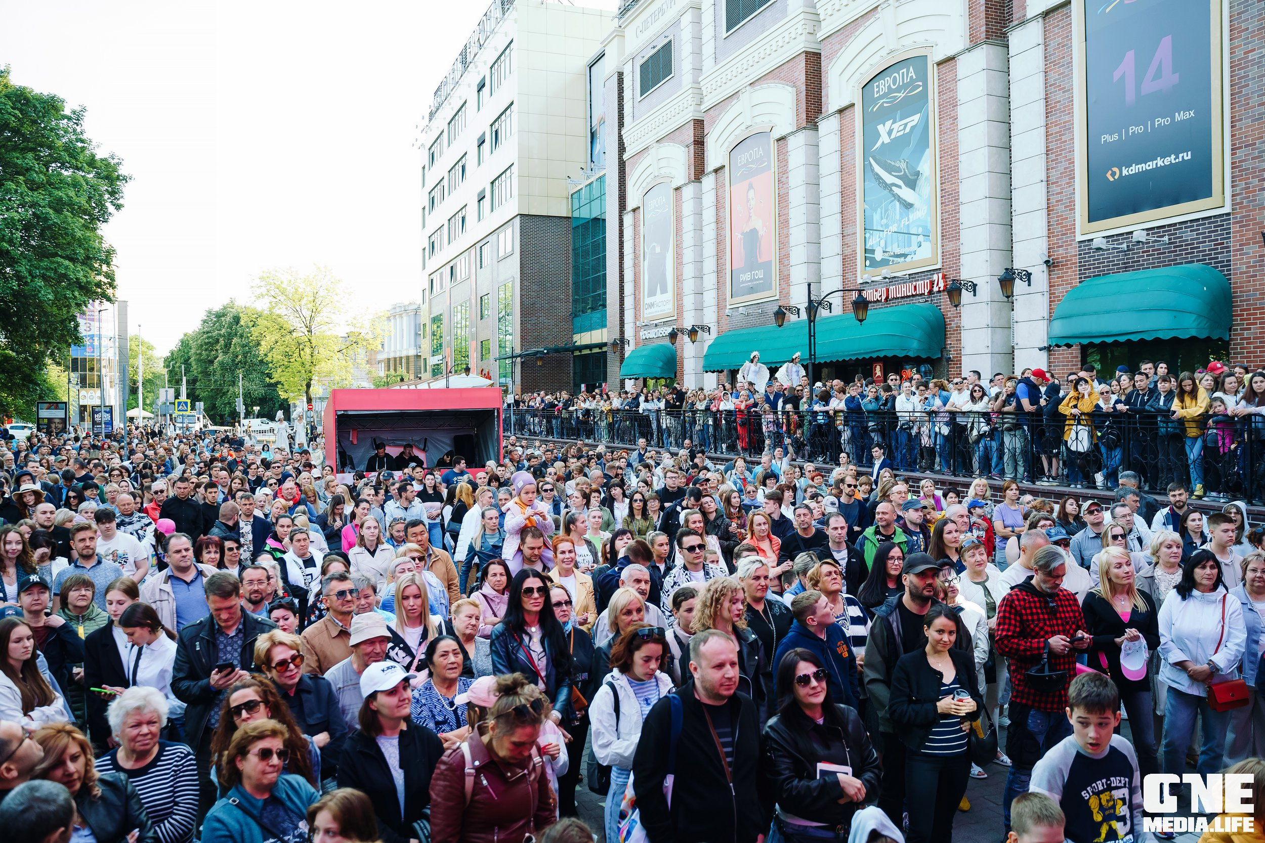 Фоторепортаж с 15-ти летия ТРЦ Европа. One Media Life: фоторепортажи, фотоотчеты с мероприятий и заведений