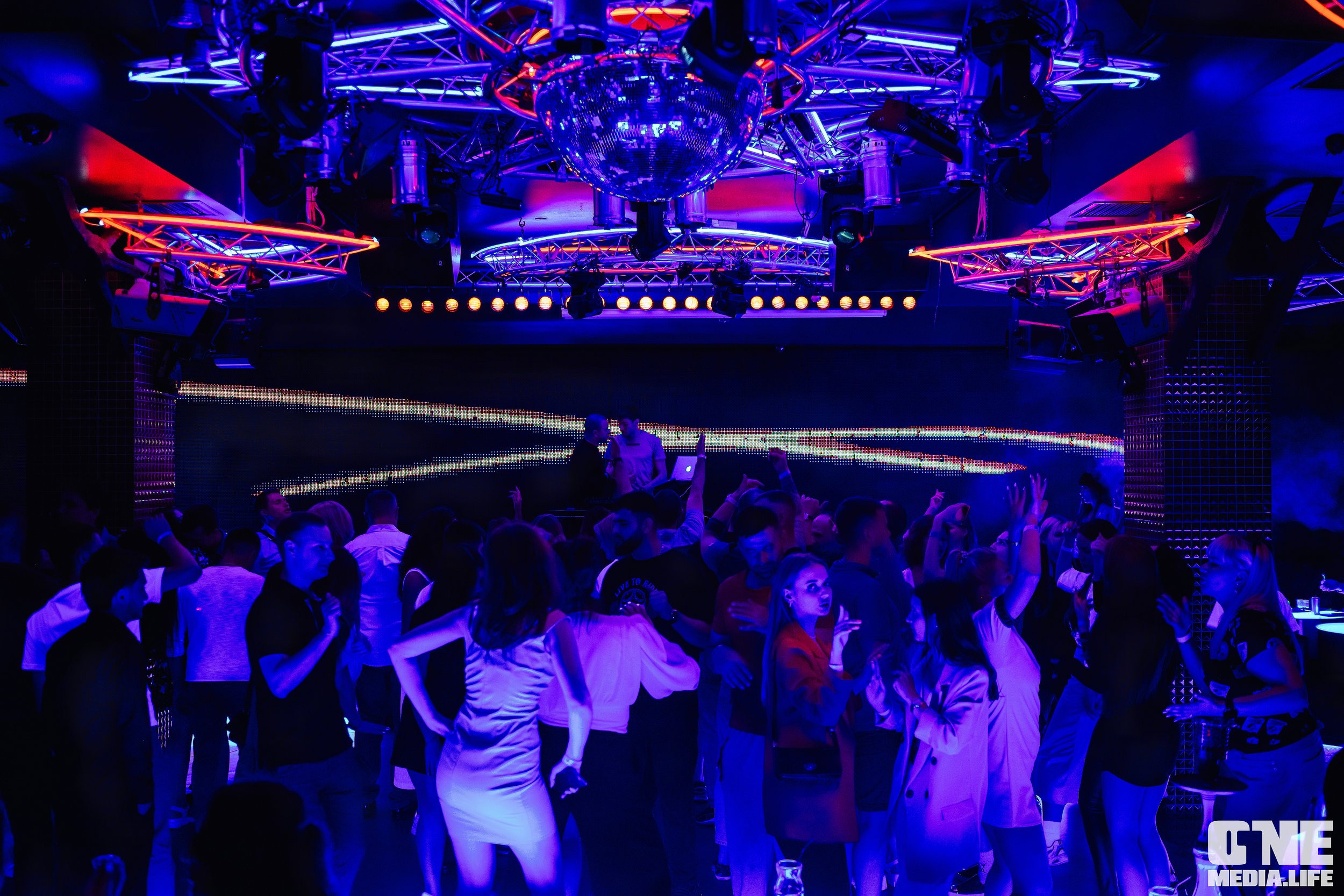 Фоторепортаж из РК Планета. One Media Life: фоторепортажи, фотоотчеты с мероприятий и заведений