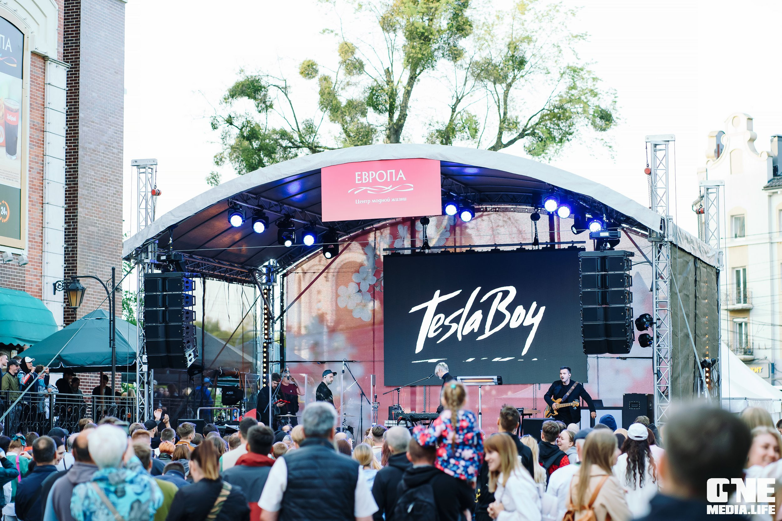 Фоторепортаж с 15-ти летия ТРЦ Европа. One Media Life: фоторепортажи, фотоотчеты с мероприятий и заведений