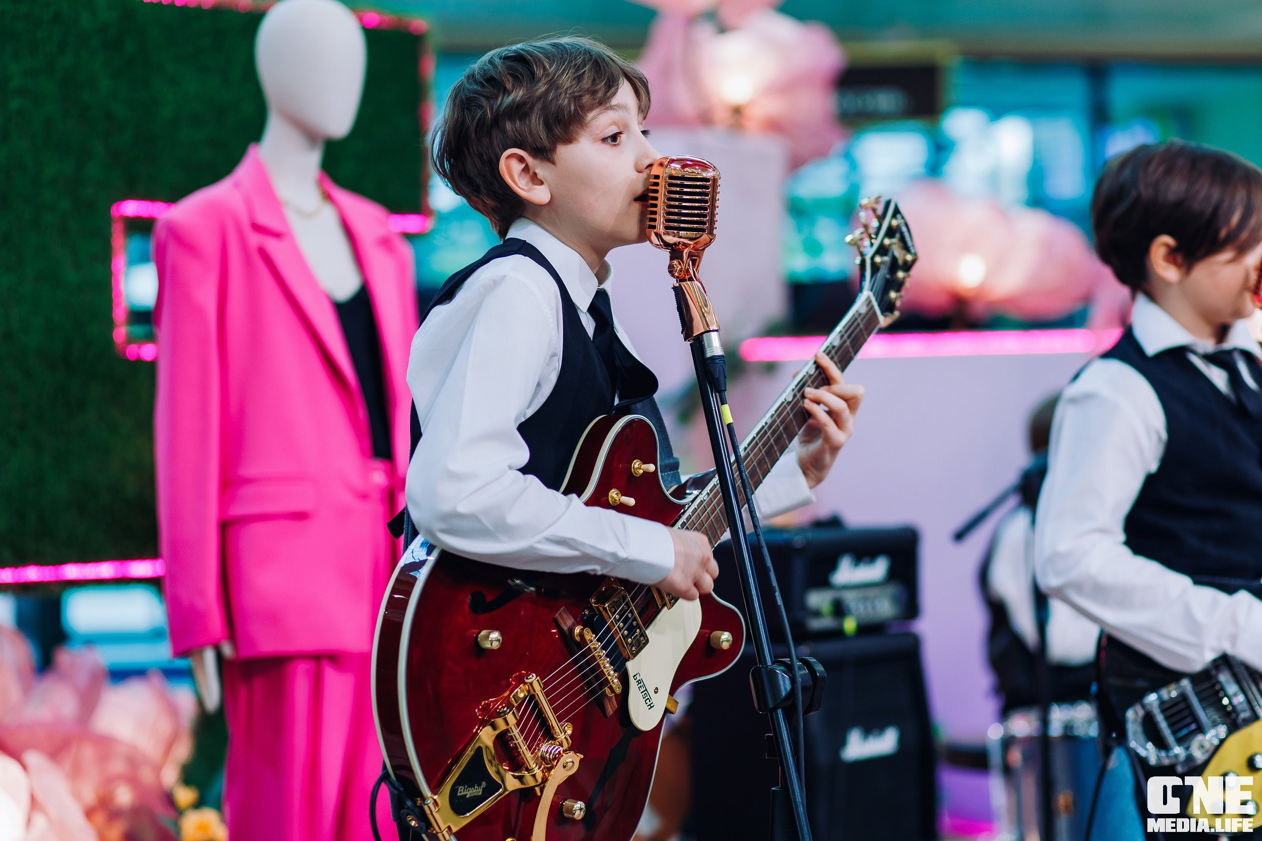 Фоторепортаж из ТРЦ Европа. One Media Life: фоторепортажи, фотоотчеты с мероприятий и заведений