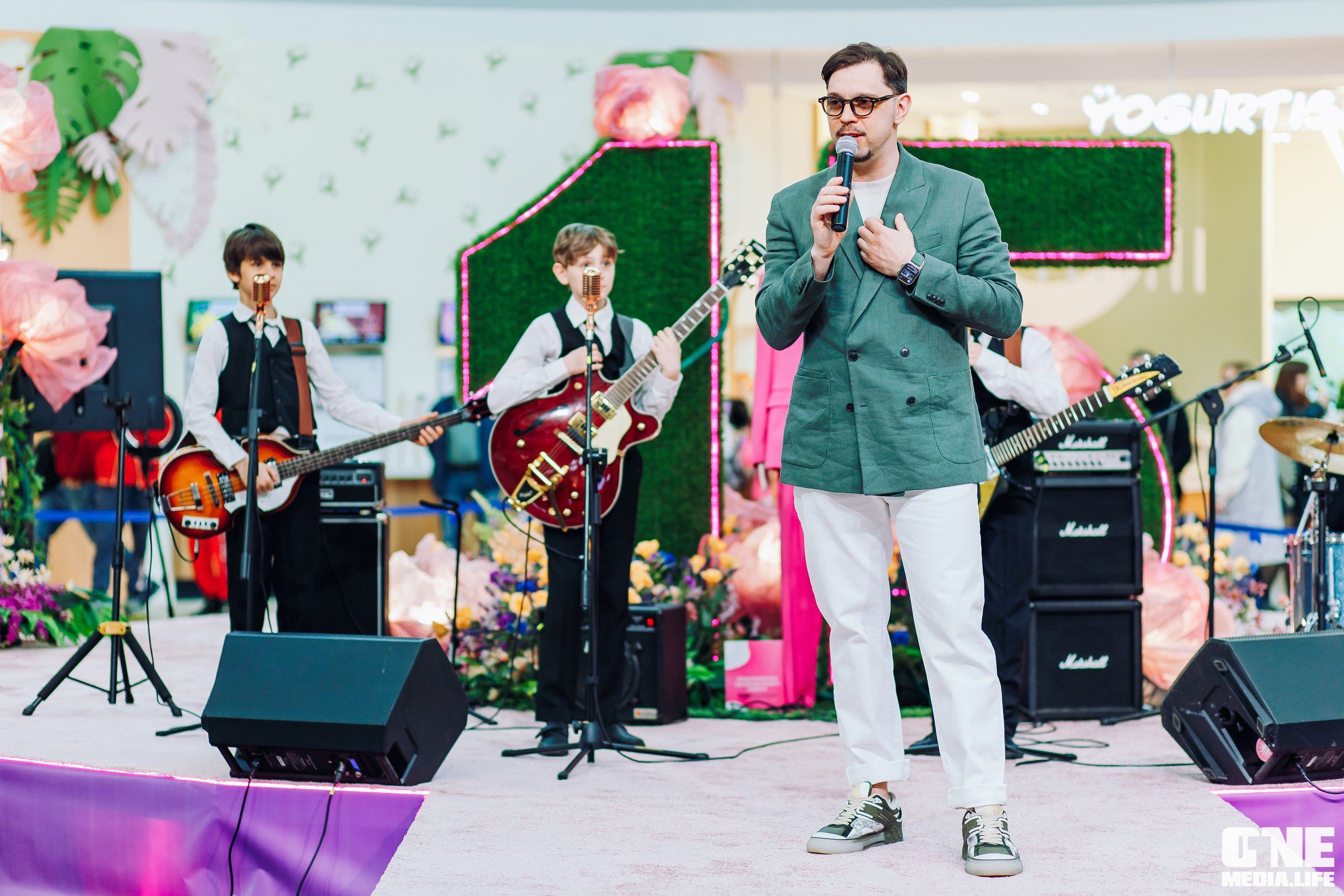 Фоторепортаж из ТРЦ Европа. One Media Life: фоторепортажи, фотоотчеты с мероприятий и заведений