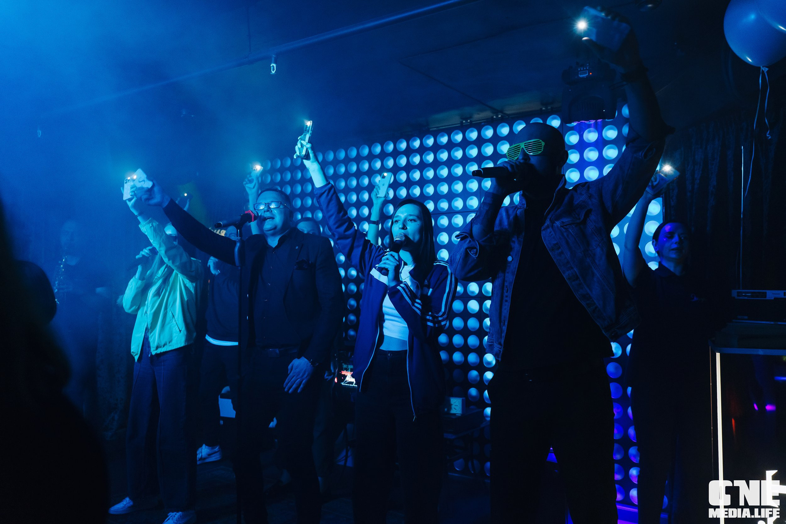 Фоторепортаж из караоке-клуба Эйфория. One Media Life: фоторепортажи, фотоотчеты с мероприятий и заведений
