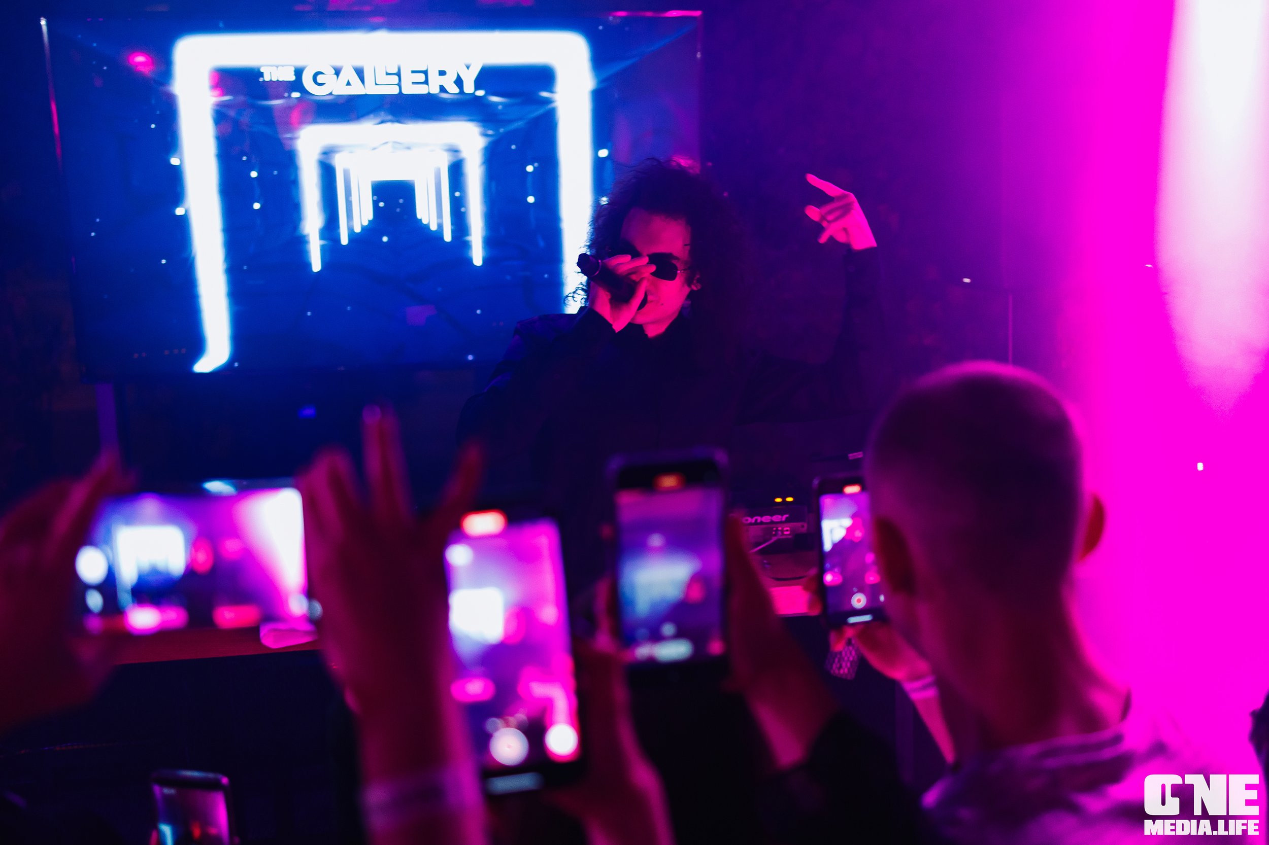 Клубный концерт в Галерее: КОСТА ЛАКОСТА. One Media Life: фоторепортажи, фотоотчеты с мероприятий и заведений