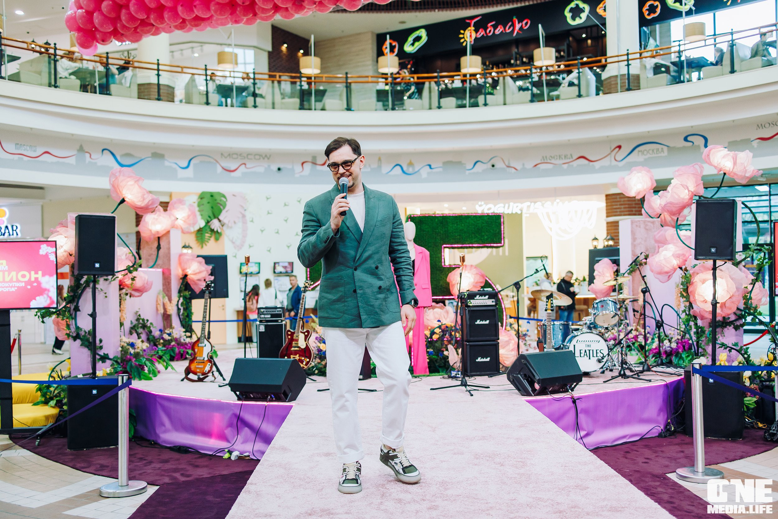 Фоторепортаж из ТРЦ Европа. One Media Life: фоторепортажи, фотоотчеты с мероприятий и заведений