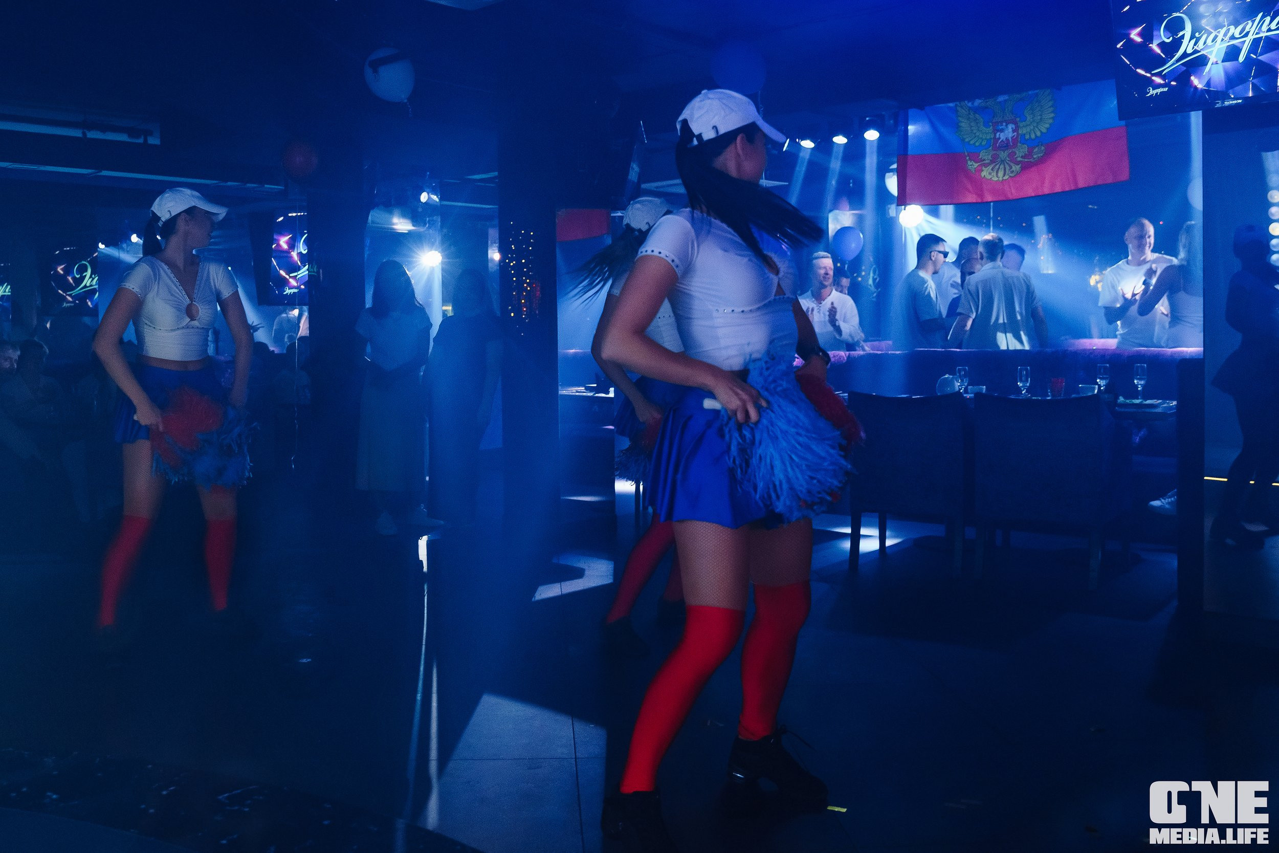 Фотоотчет из караоке-клуба Эйфория. One Media Life: фоторепортажи, фотоотчеты с мероприятий и заведений