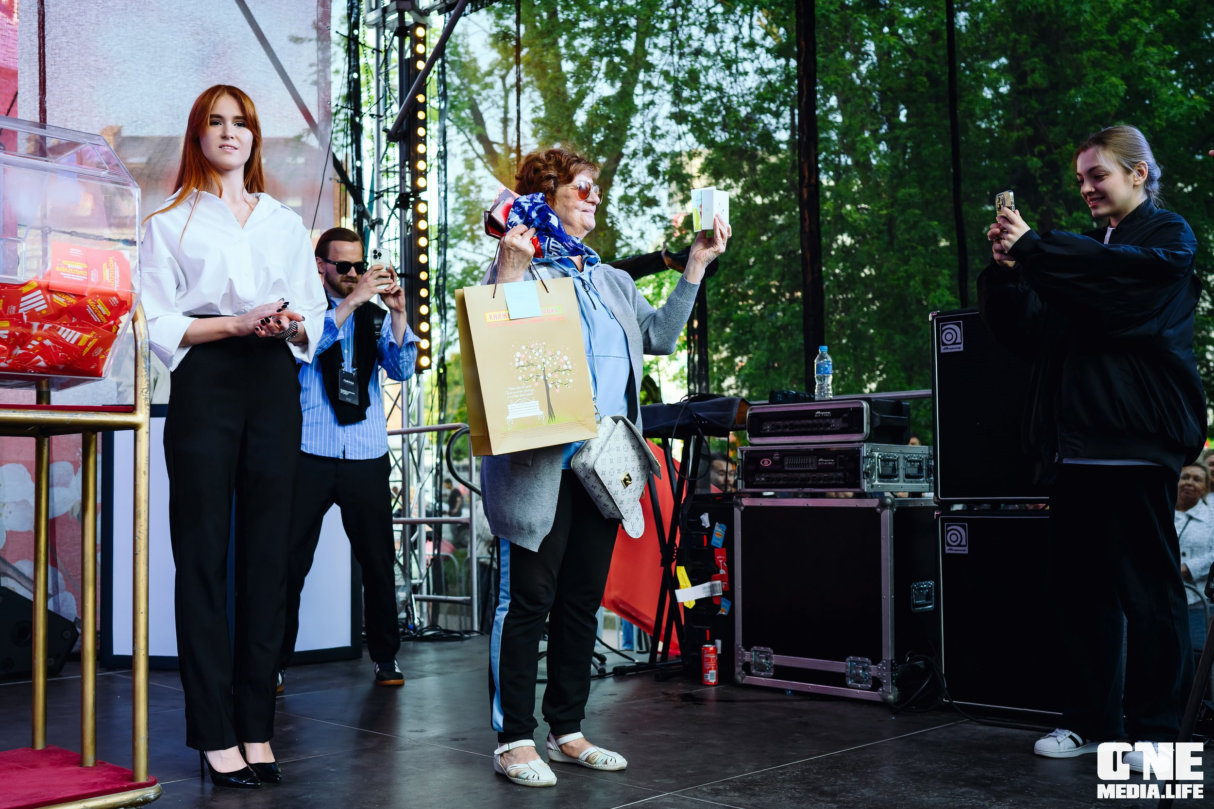 Фоторепортаж с 15-ти летия ТРЦ Европа. One Media Life: фоторепортажи, фотоотчеты с мероприятий и заведений