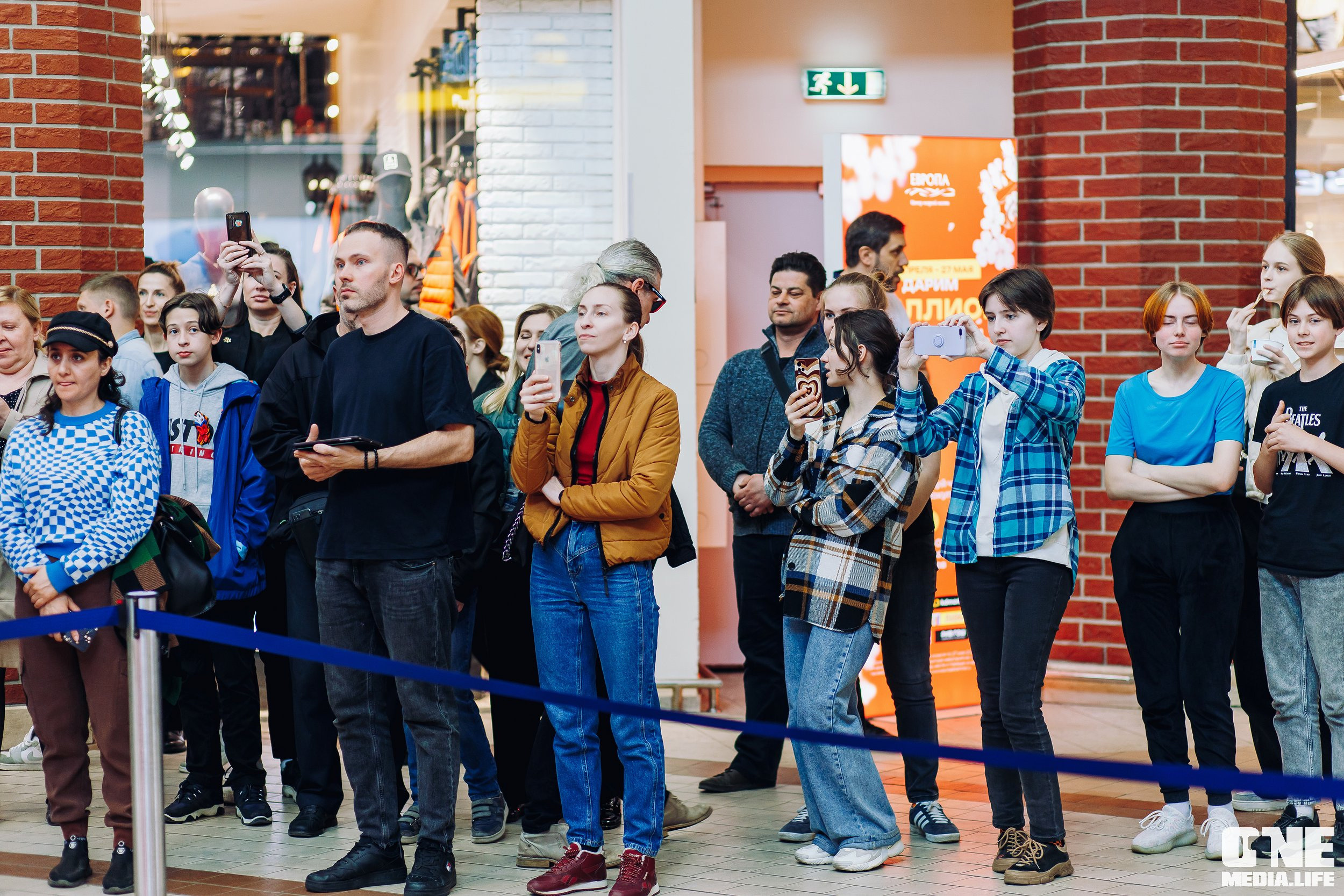 Фоторепортаж из ТРЦ Европа. One Media Life: фоторепортажи, фотоотчеты с мероприятий и заведений