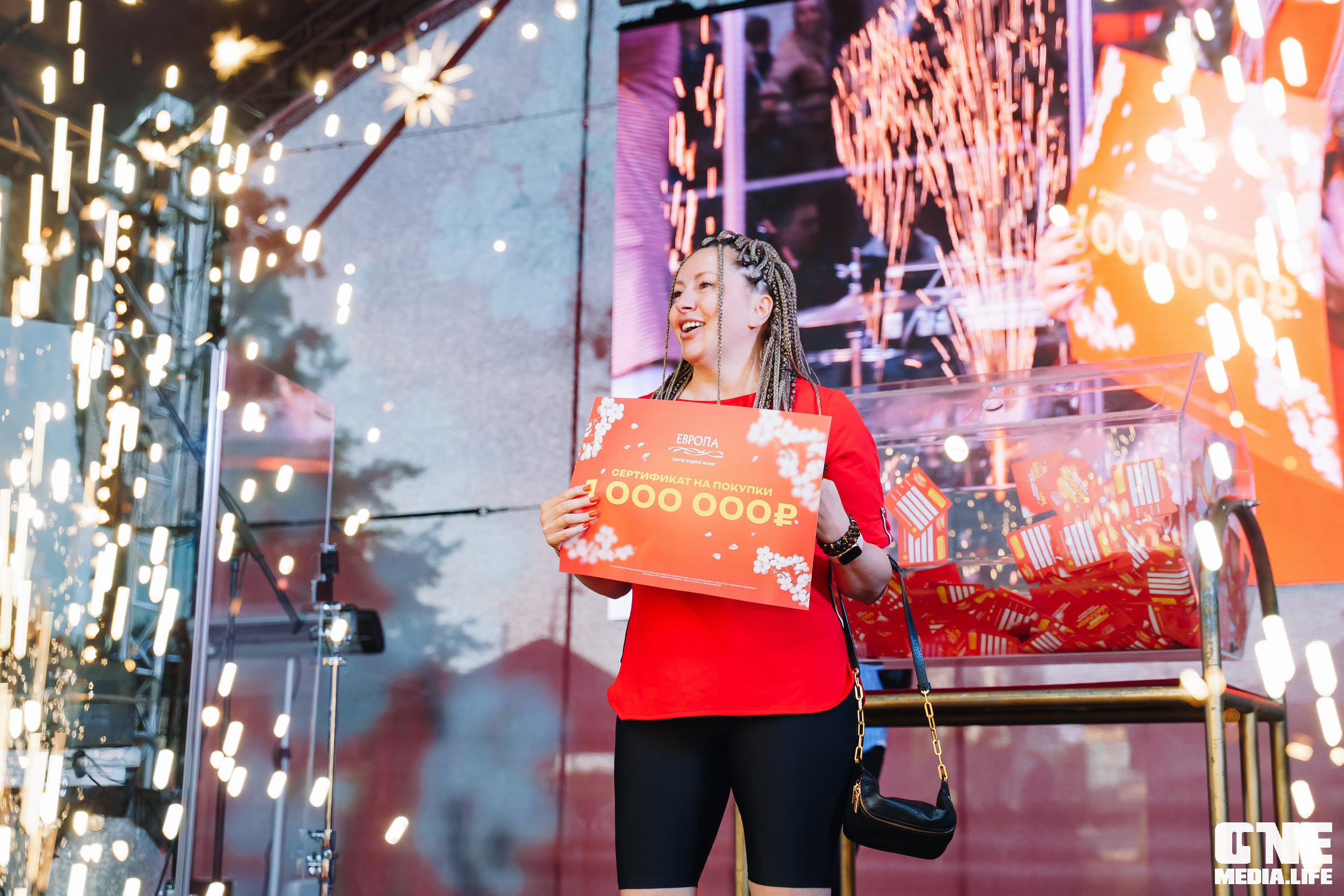 Фоторепортаж с 15-ти летия ТРЦ Европа. One Media Life: фоторепортажи, фотоотчеты с мероприятий и заведений