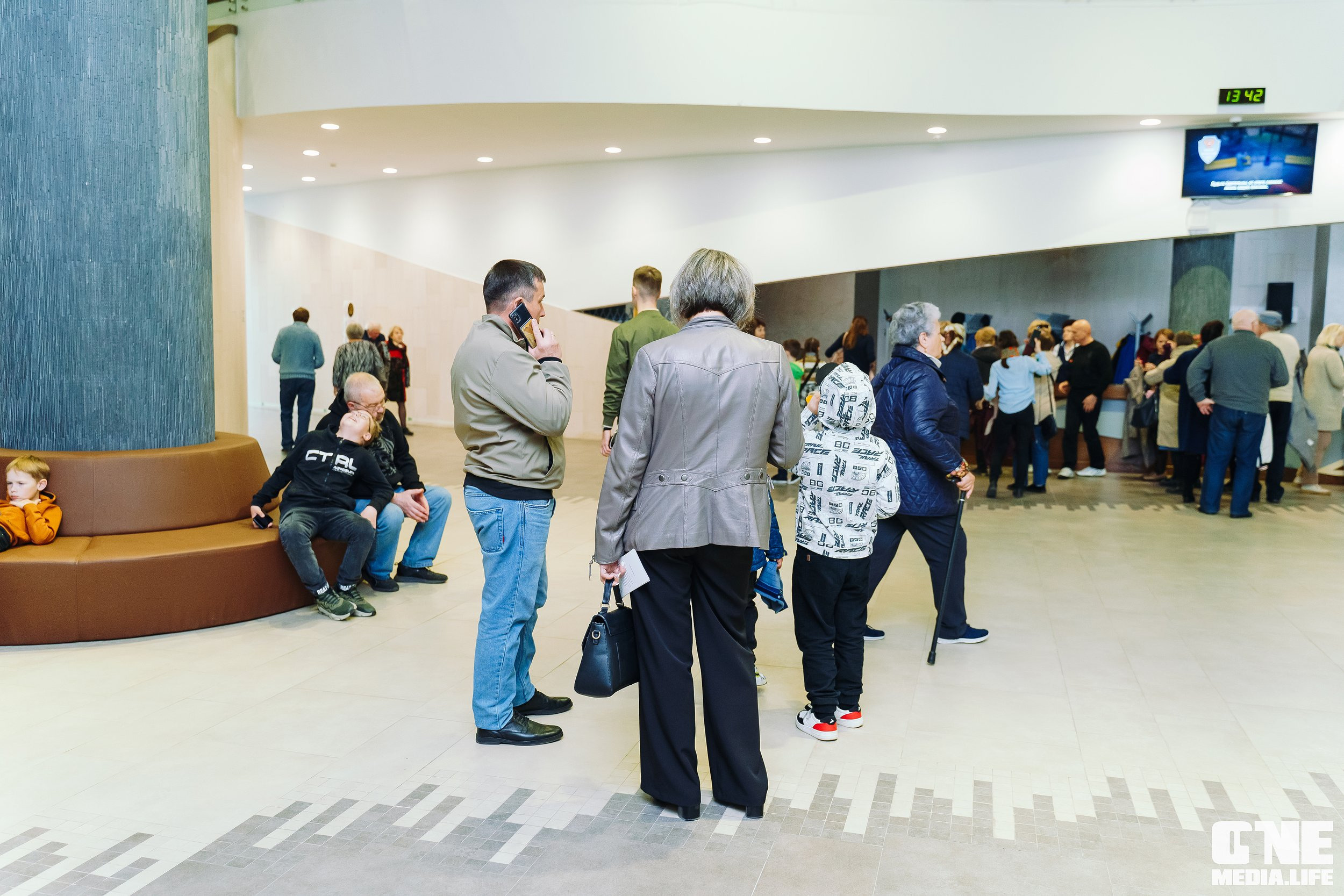 Праздничный концерт «День великой Победы» в Янтарь Холле. One Media Life: фоторепортажи, фотоотчеты с мероприятий и заведений