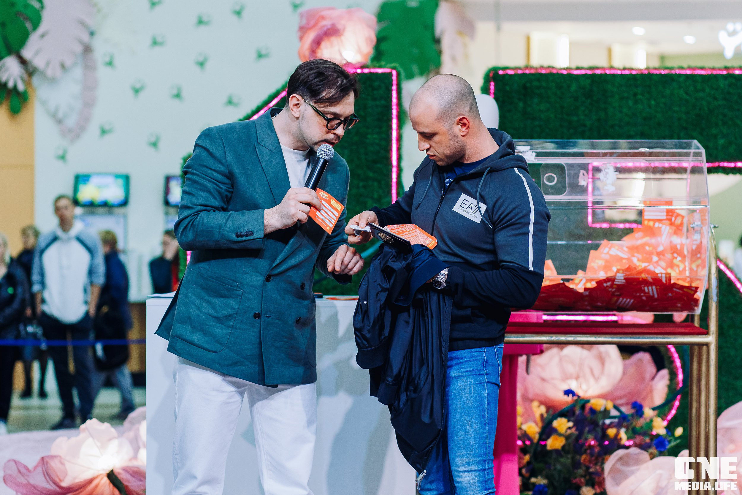 Фоторепортаж из ТРЦ Европа. One Media Life: фоторепортажи, фотоотчеты с мероприятий и заведений