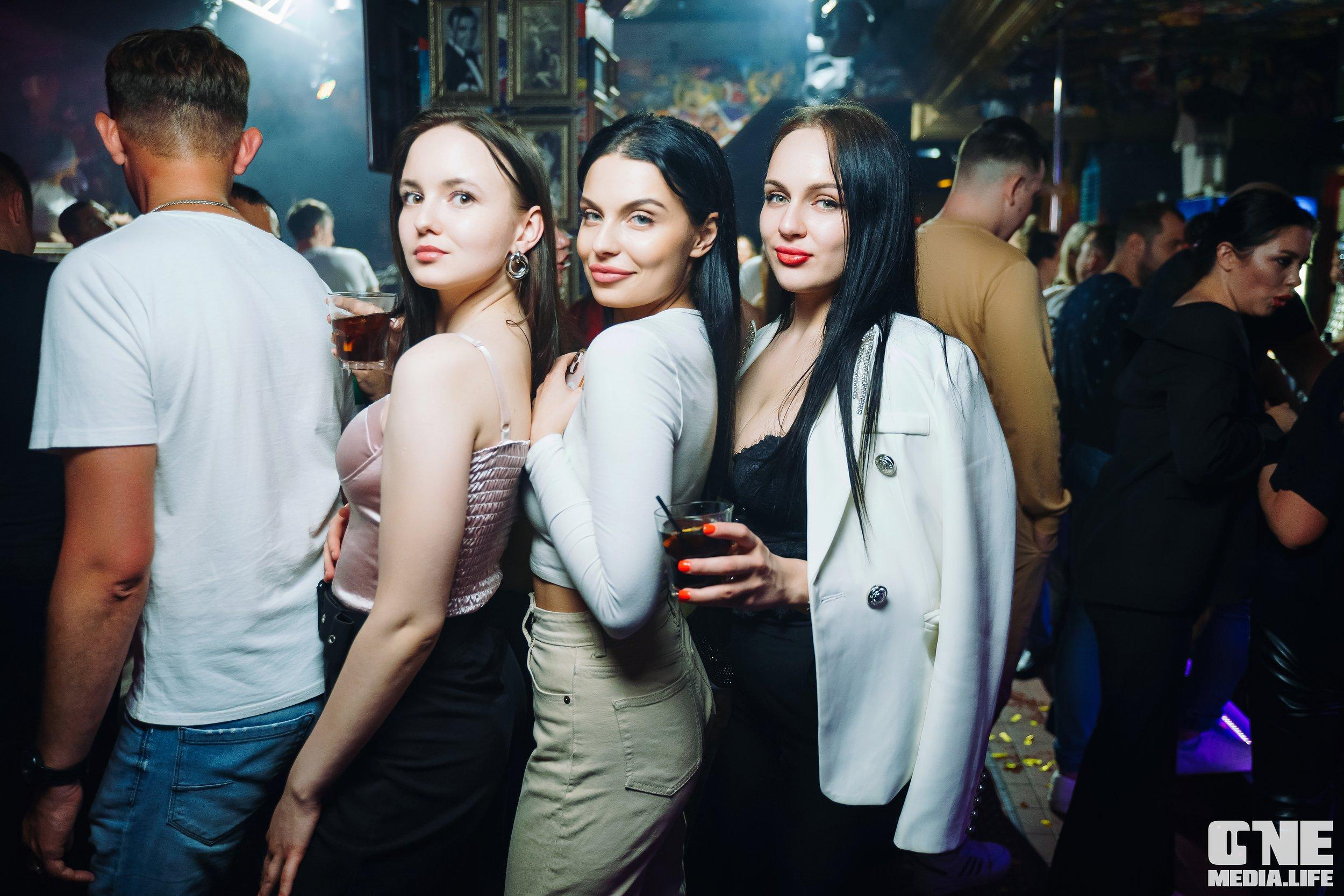 Фоторепортаж из экстрим бара XxxX. One Media Life: фоторепортажи, фотоотчеты с мероприятий и заведений