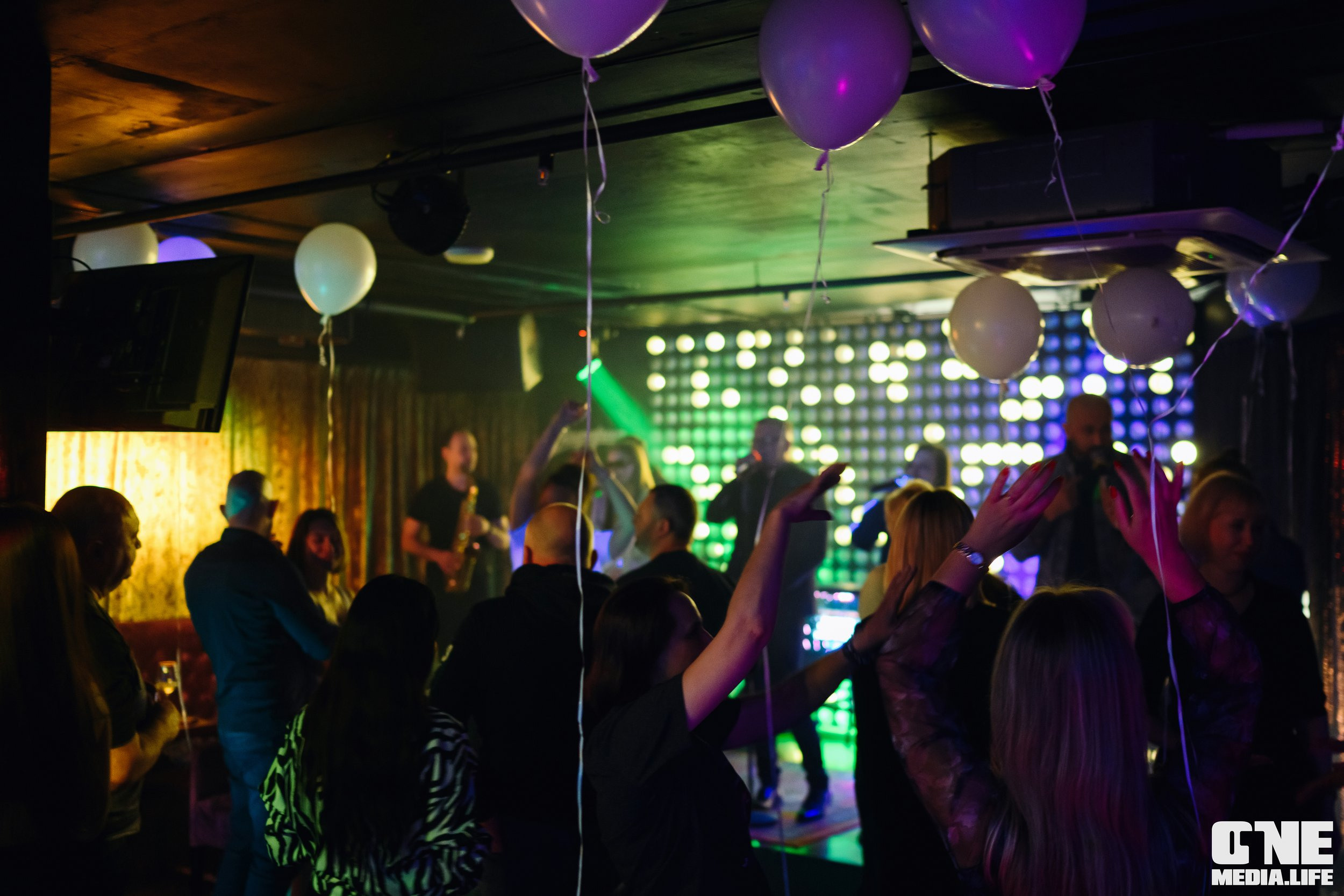 Фоторепортаж из караоке-клуба Эйфория. One Media Life: фоторепортажи, фотоотчеты с мероприятий и заведений