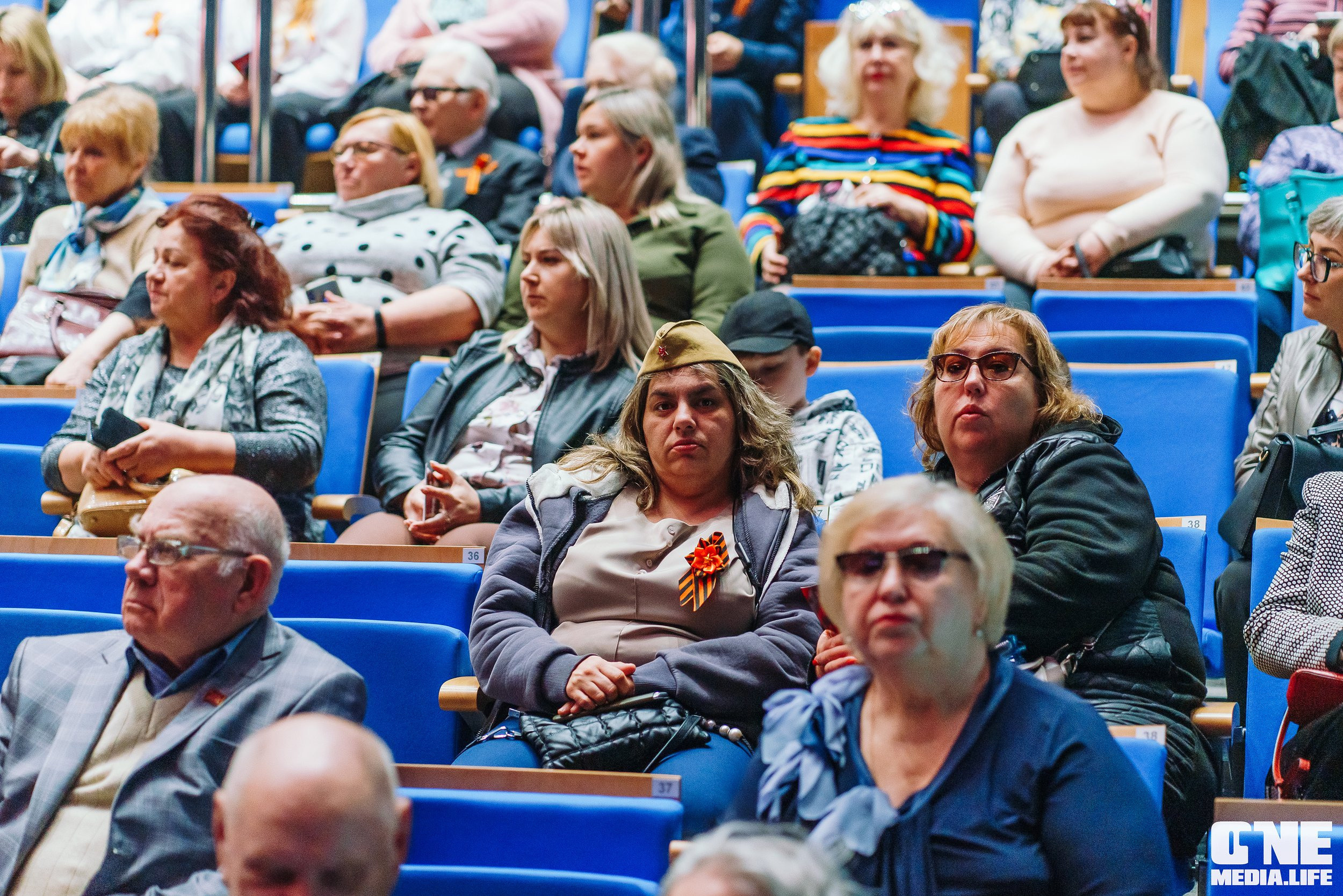 Праздничный концерт «День великой Победы» в Янтарь Холле. One Media Life: фоторепортажи, фотоотчеты с мероприятий и заведений