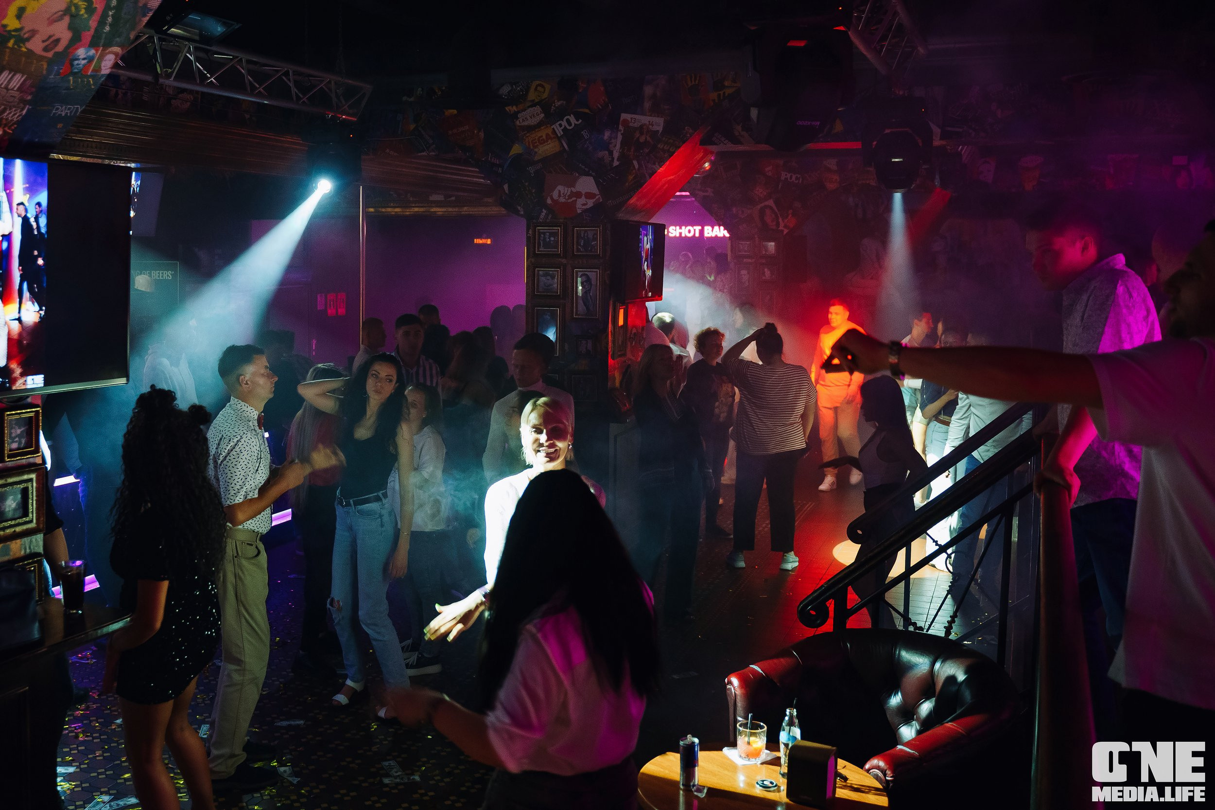 Фоторепортаж из экстрим бара XxxX. One Media Life: фоторепортажи, фотоотчеты с мероприятий и заведений