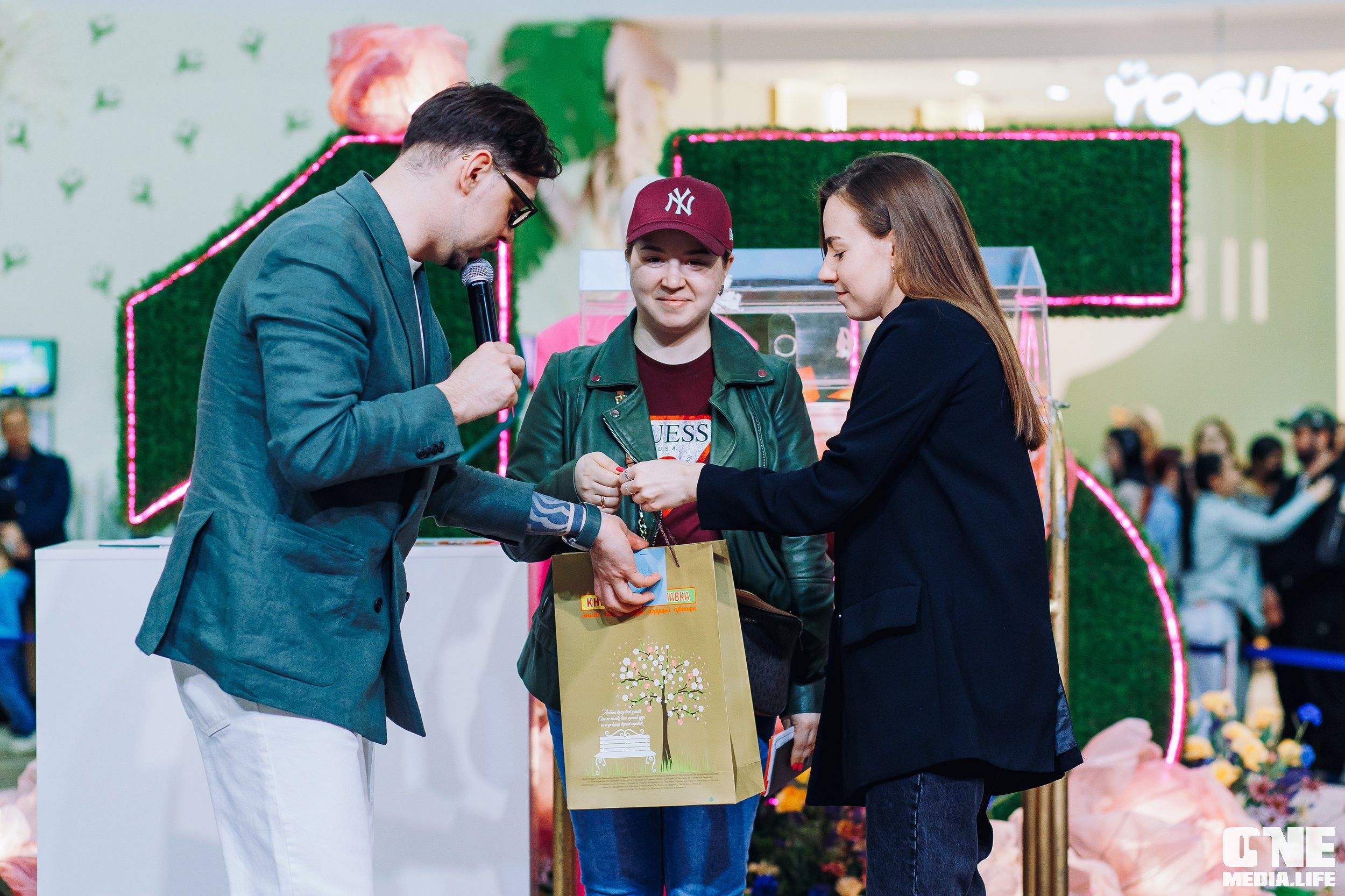 Фоторепортаж из ТРЦ Европа. One Media Life: фоторепортажи, фотоотчеты с мероприятий и заведений