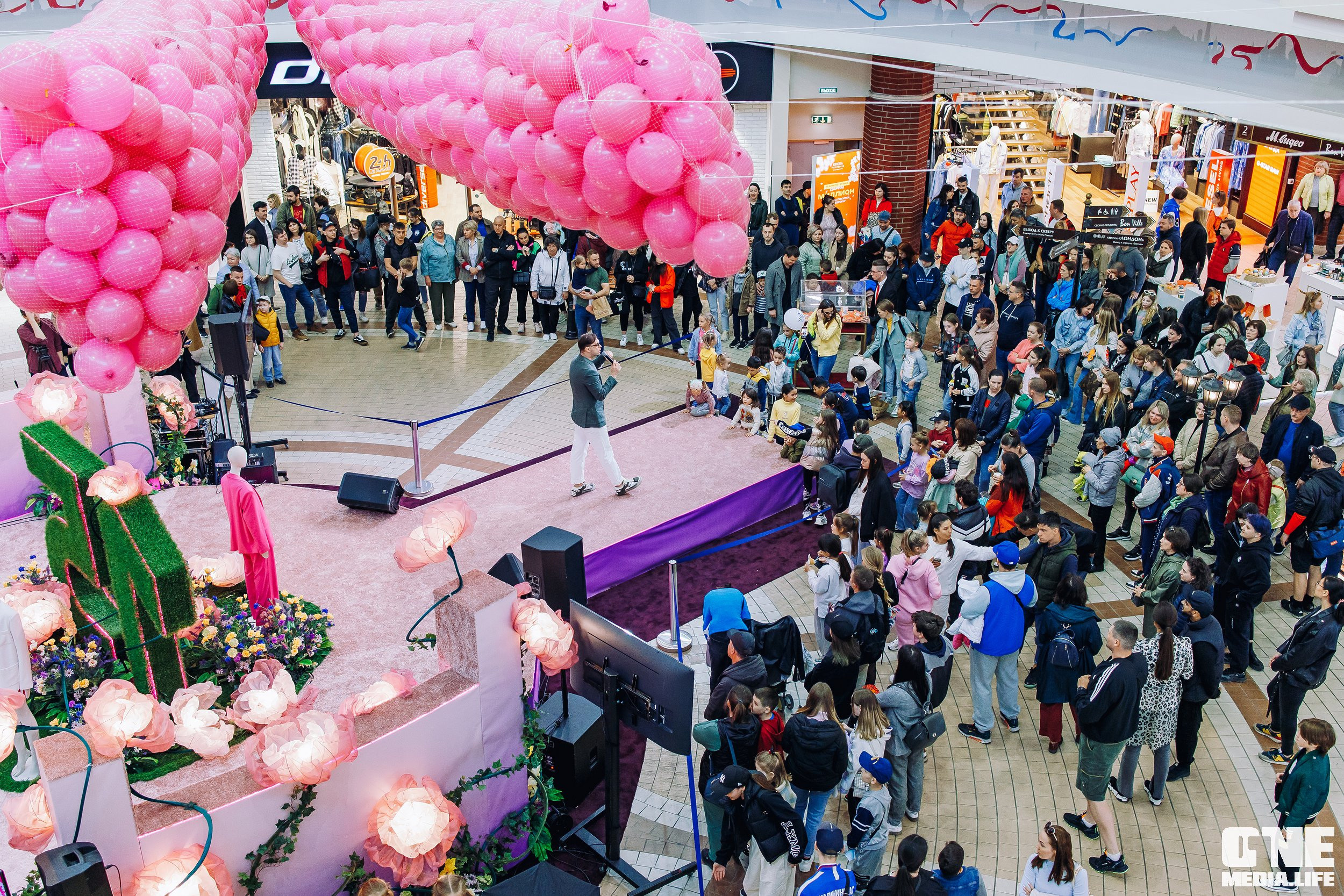 Фоторепортаж из ТРЦ Европа. One Media Life: фоторепортажи, фотоотчеты с мероприятий и заведений