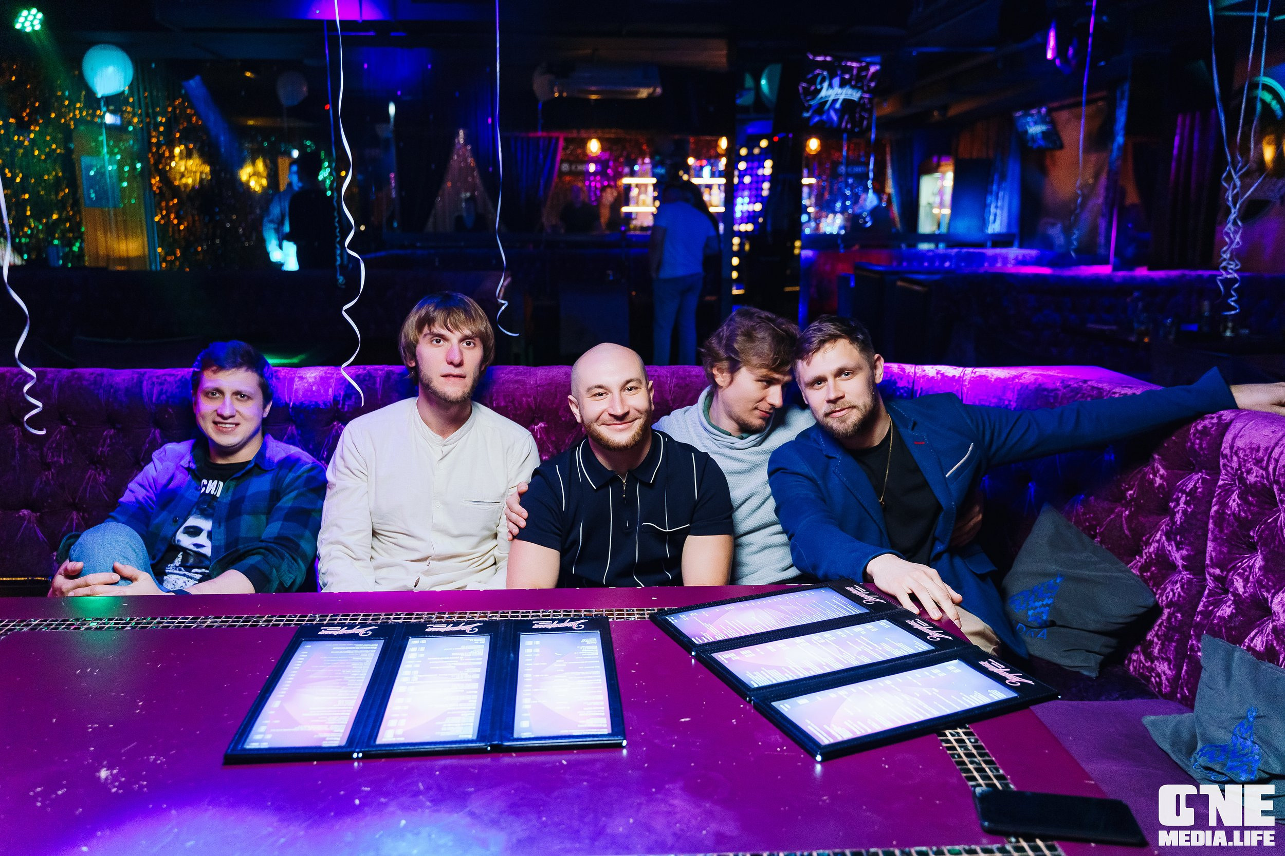 Фоторепортаж из караоке-клуба Эйфория. One Media Life: фоторепортажи, фотоотчеты с мероприятий и заведений