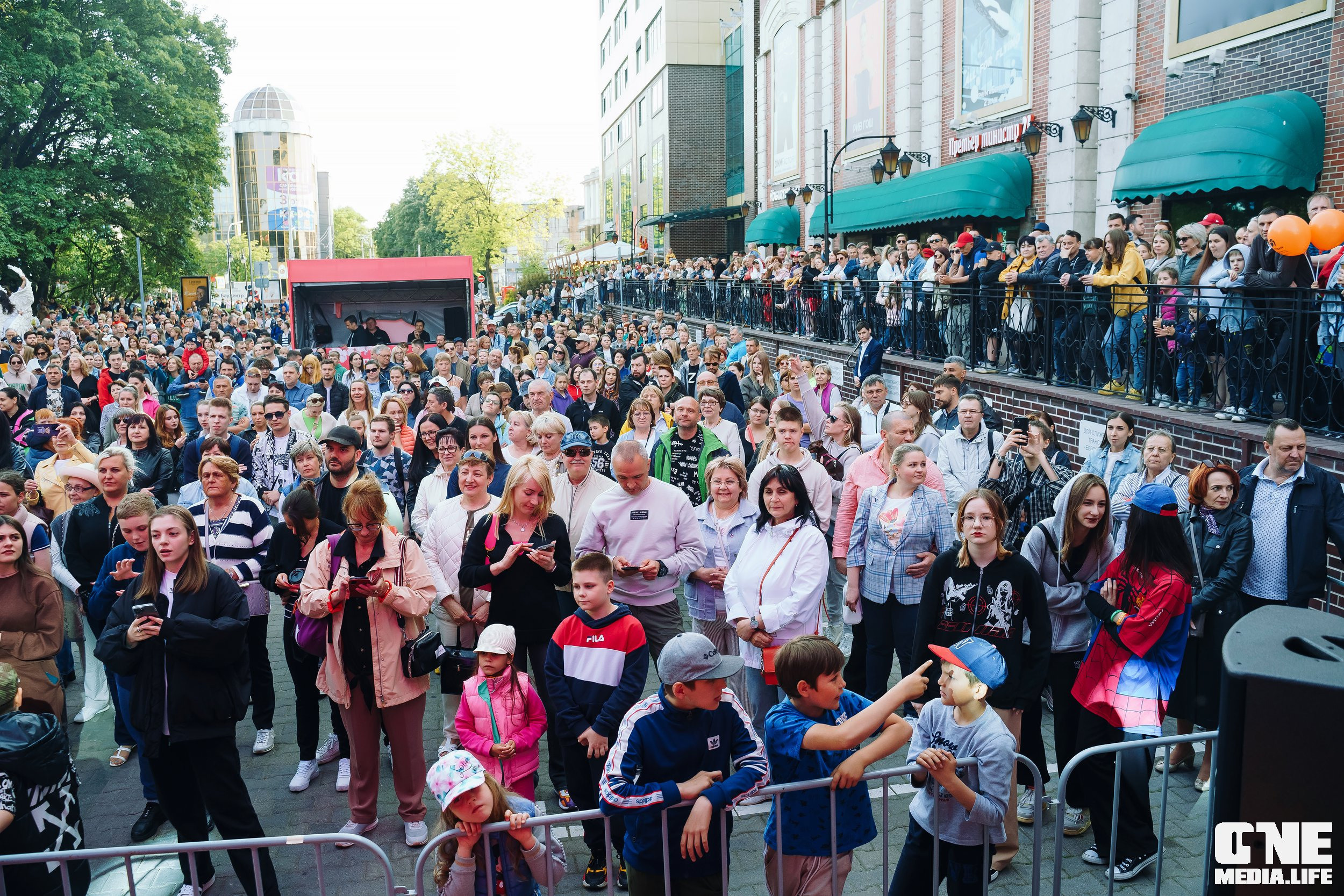 Фоторепортаж с 15-ти летия ТРЦ Европа. One Media Life: фоторепортажи, фотоотчеты с мероприятий и заведений