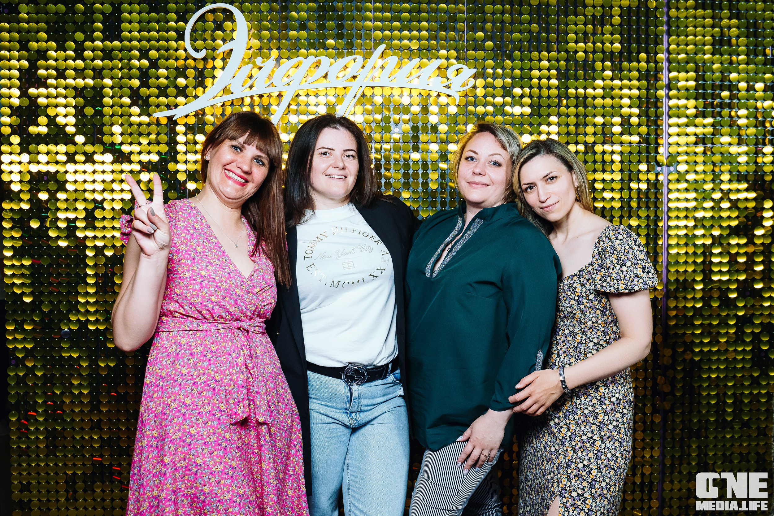 Фотоотчет из караоке-клуба Эйфория. One Media Life: фоторепортажи, фотоотчеты с мероприятий и заведений