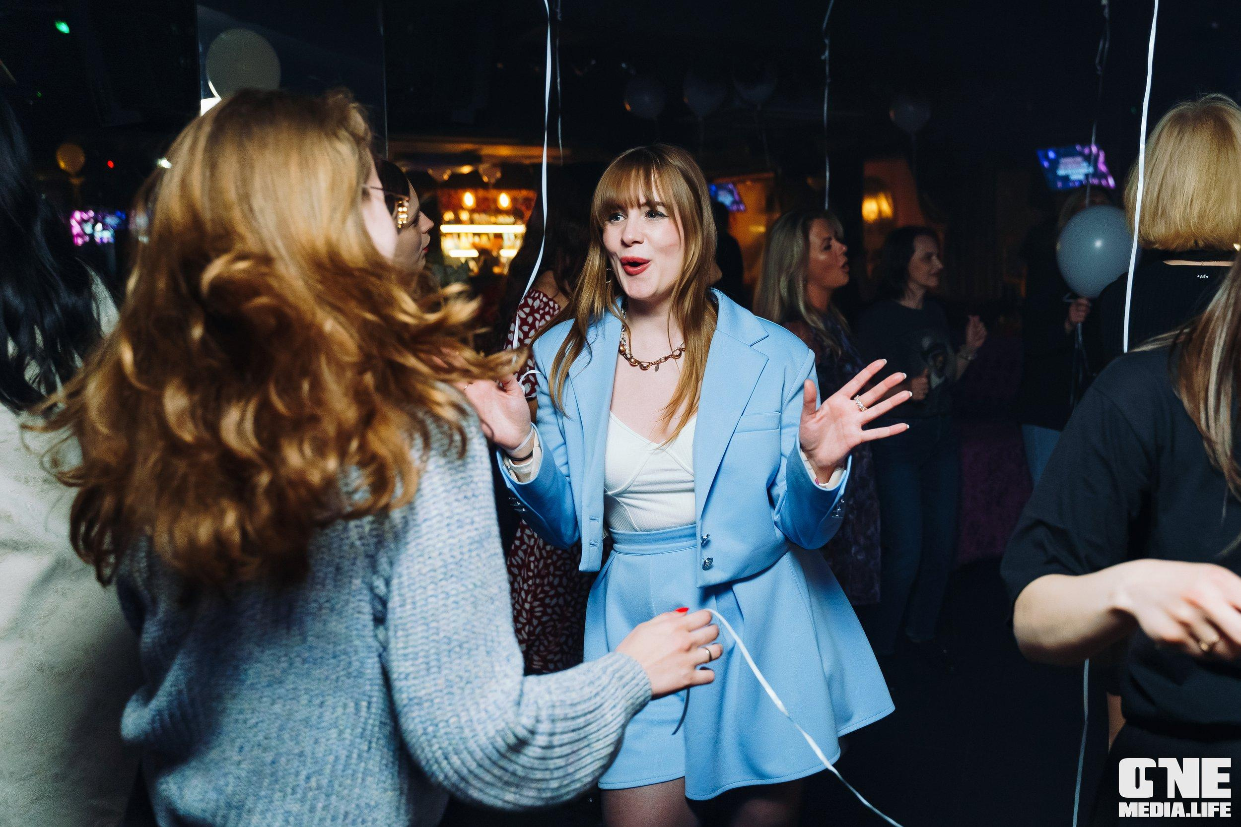 Фоторепортаж из караоке-клуба Эйфория. One Media Life: фоторепортажи, фотоотчеты с мероприятий и заведений