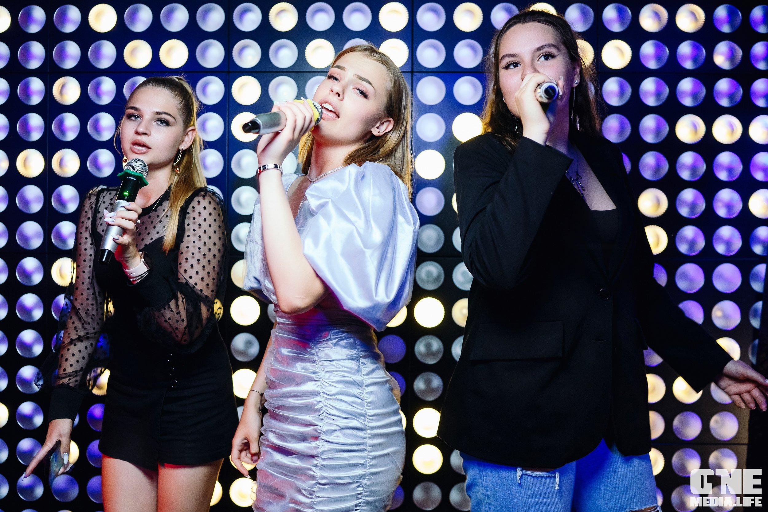 Фоторепортаж из караоке-клуба Эйфория. One Media Life: фоторепортажи, фотоотчеты с мероприятий и заведений