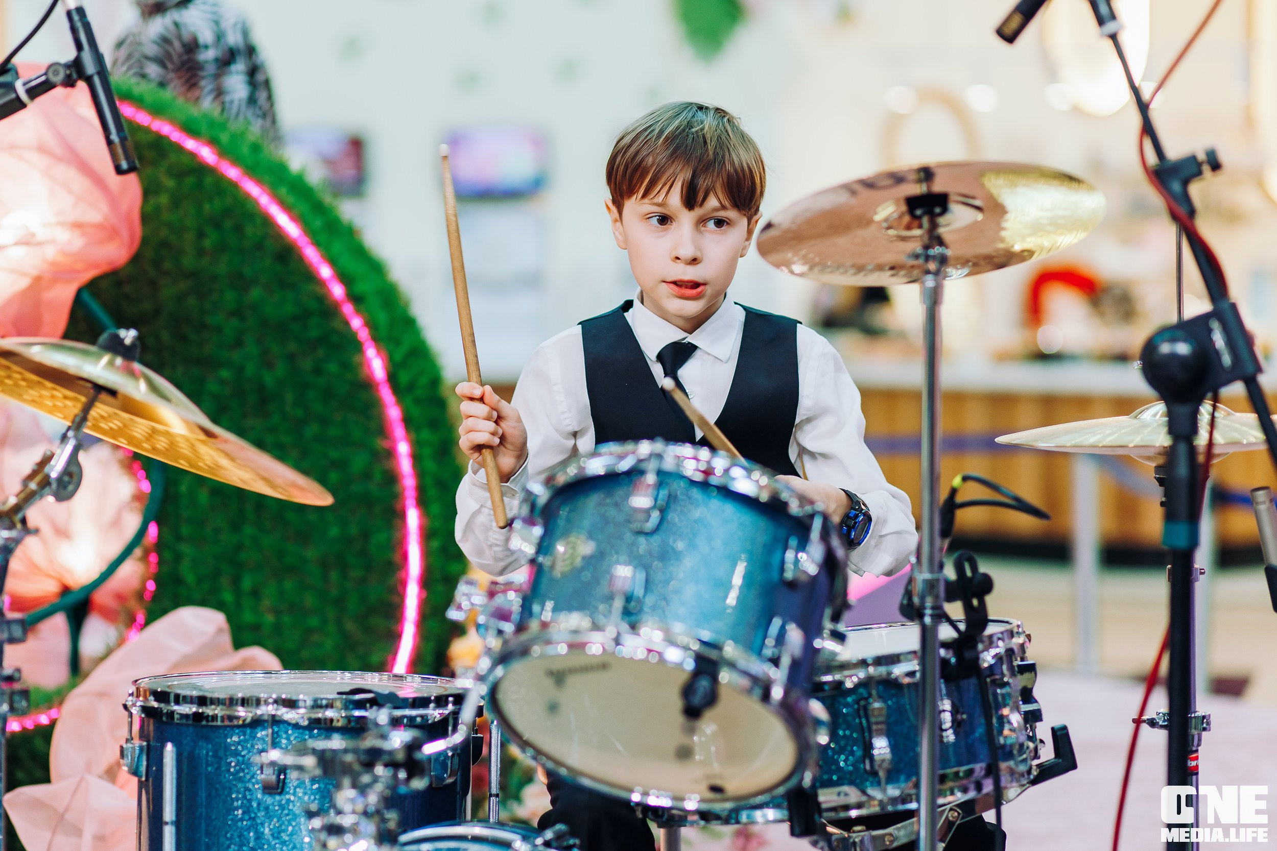 Фоторепортаж из ТРЦ Европа. One Media Life: фоторепортажи, фотоотчеты с мероприятий и заведений