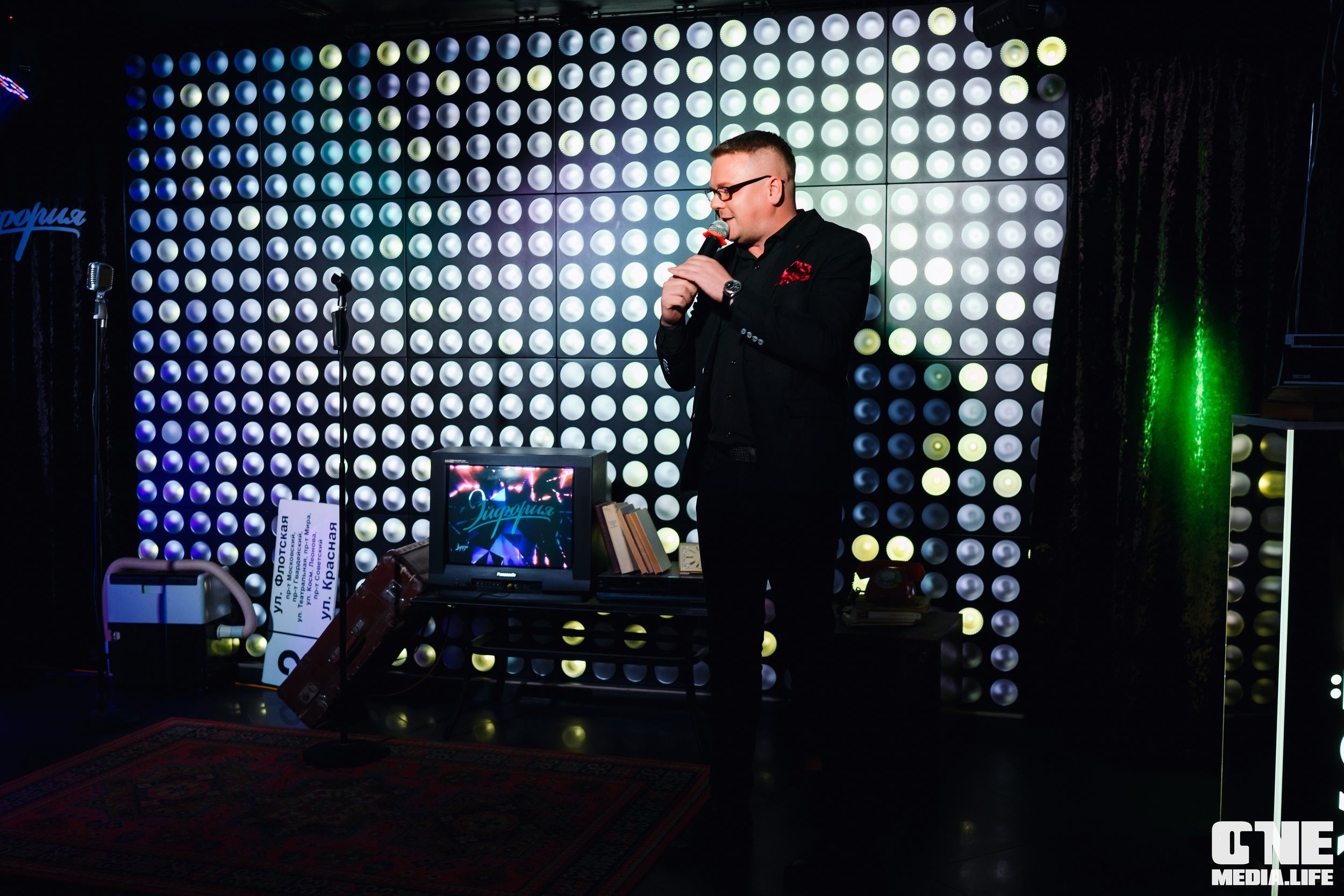 Фоторепортаж из караоке-клуба Эйфория. One Media Life: фоторепортажи, фотоотчеты с мероприятий и заведений