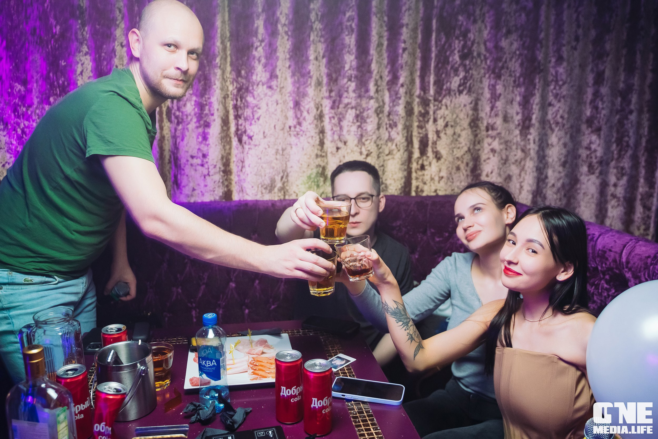 Фоторепортаж из караоке-клуба Эйфория. One Media Life: фоторепортажи, фотоотчеты с мероприятий и заведений