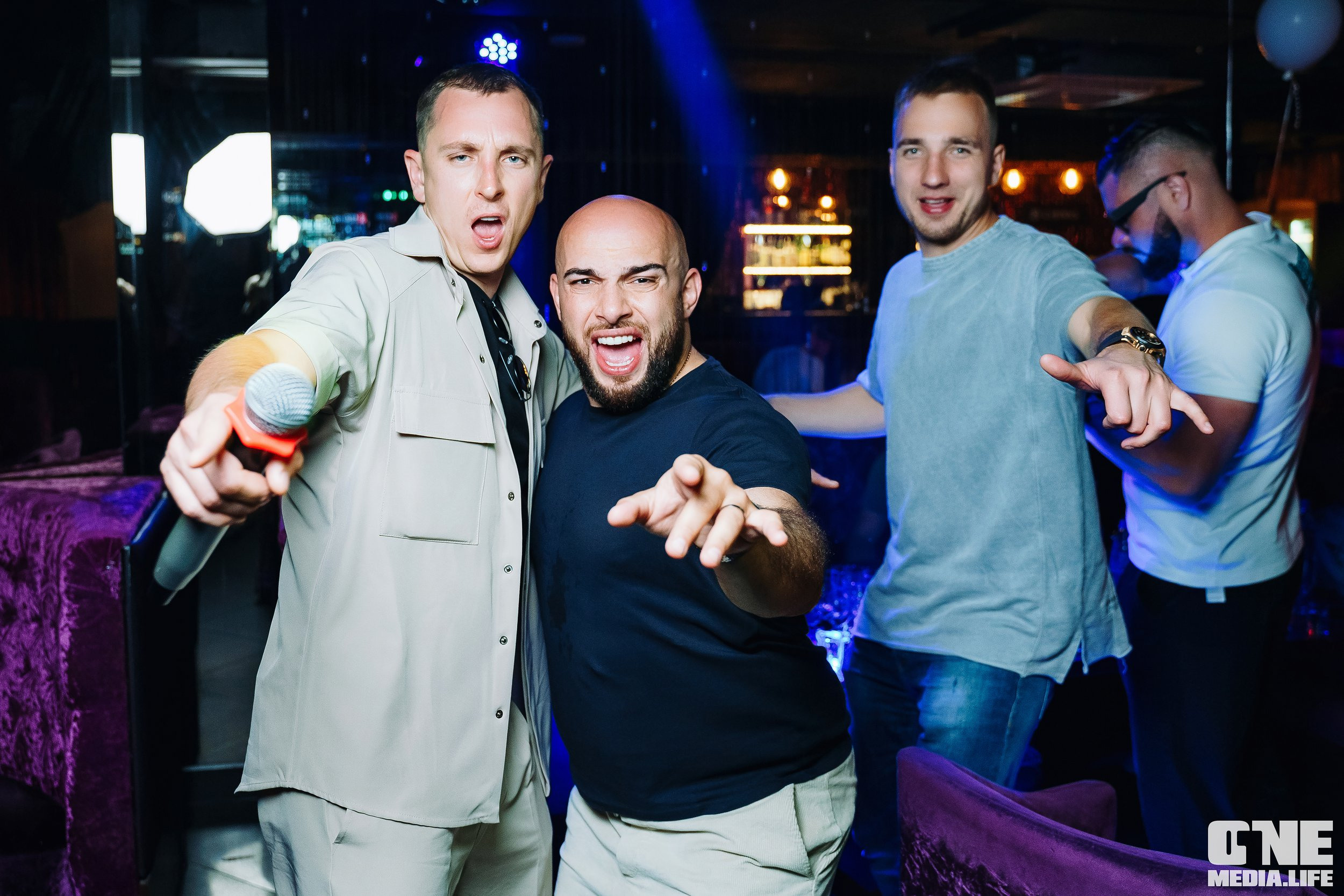 Фотоотчет из караоке-клуба Эйфория. One Media Life: фоторепортажи, фотоотчеты с мероприятий и заведений