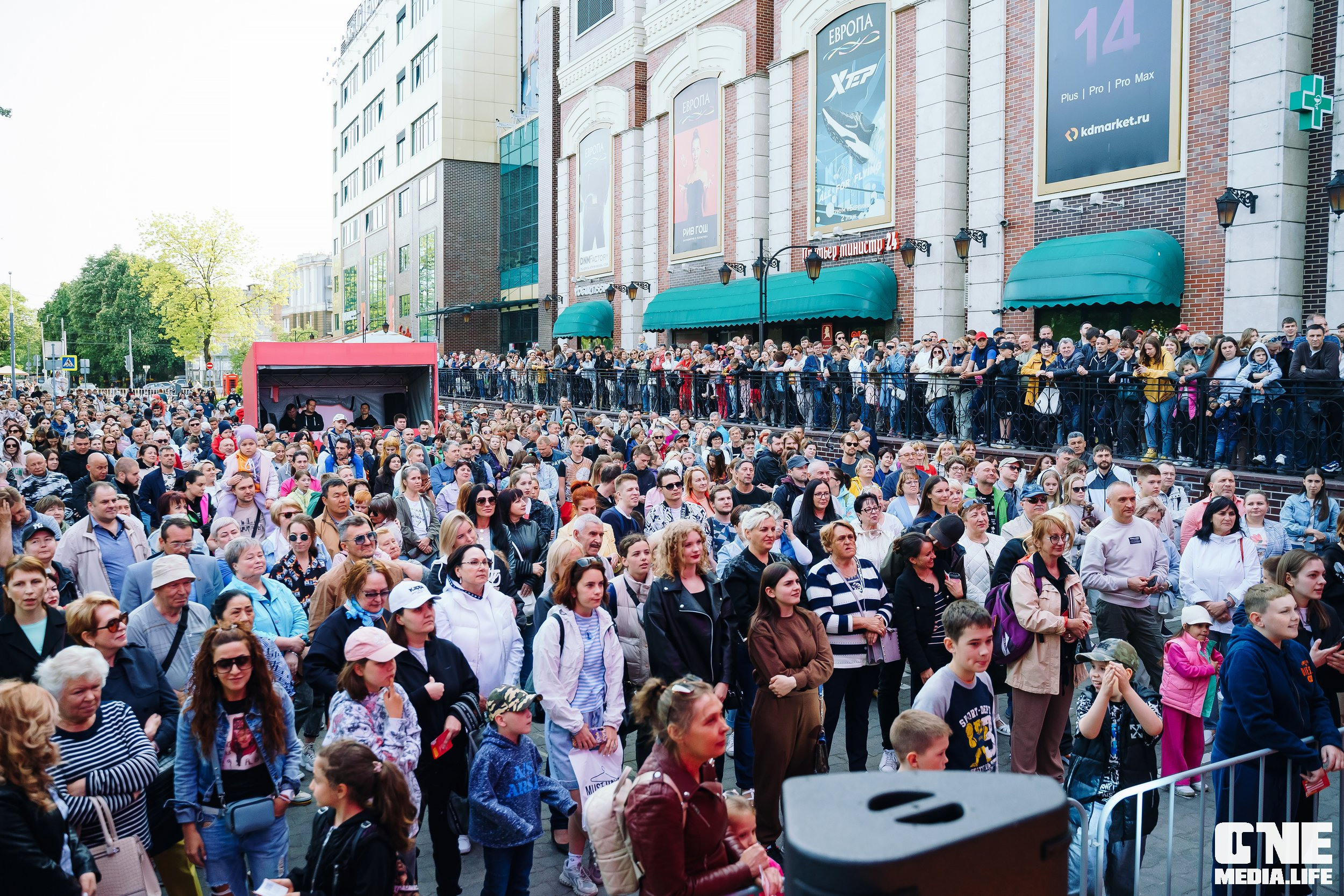 Фоторепортаж с 15-ти летия ТРЦ Европа. One Media Life: фоторепортажи, фотоотчеты с мероприятий и заведений