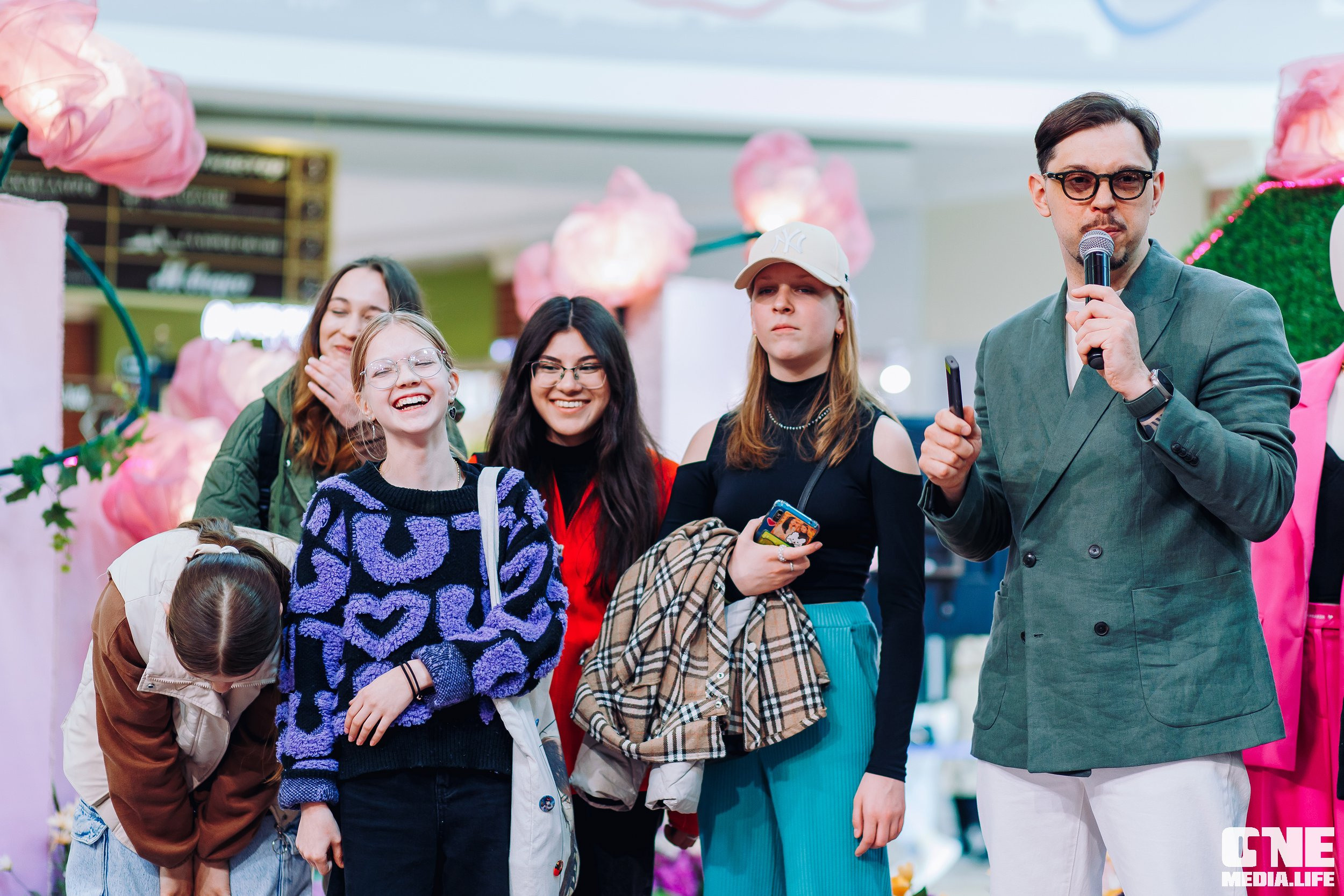 Фоторепортаж из ТРЦ Европа. One Media Life: фоторепортажи, фотоотчеты с мероприятий и заведений