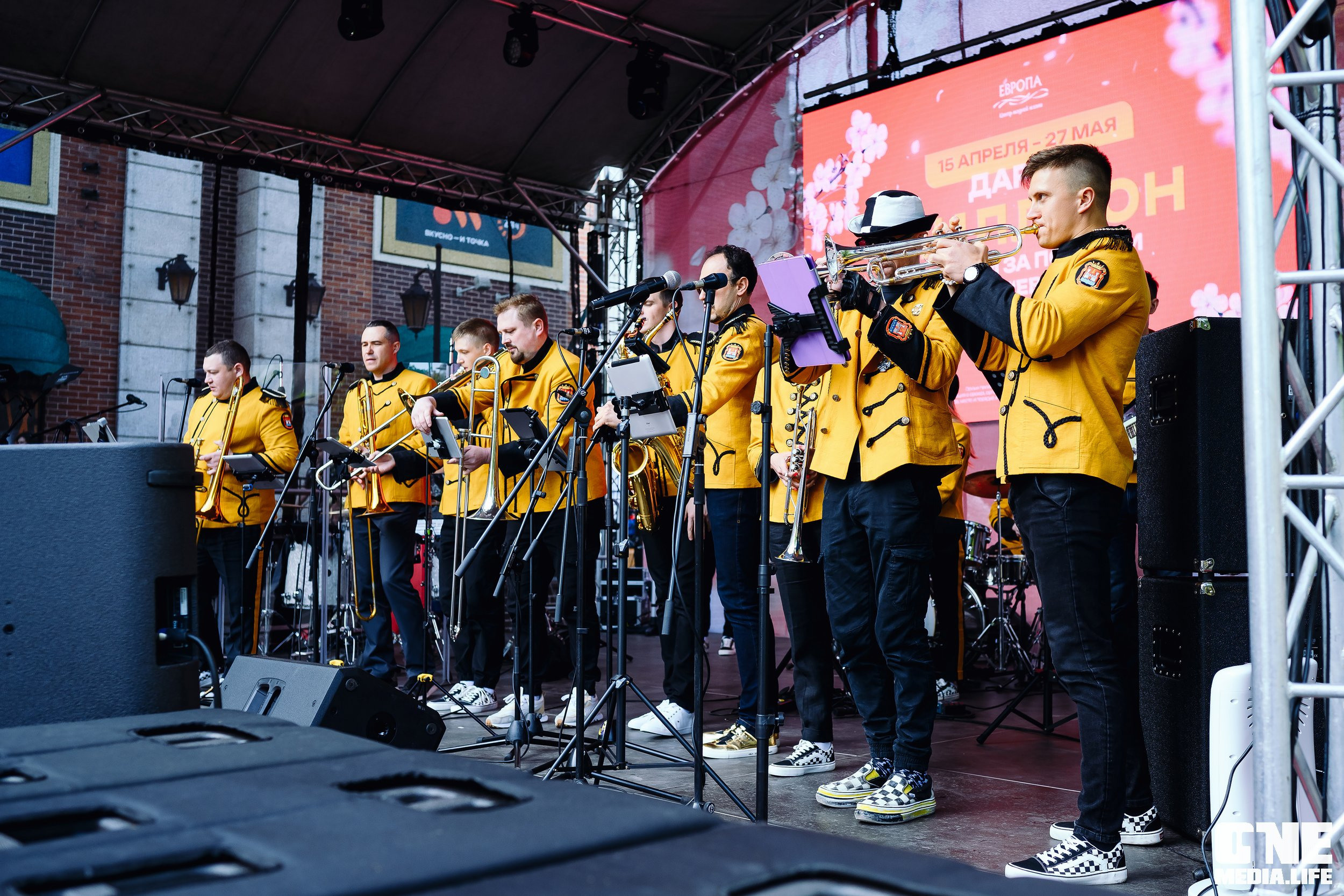 Фоторепортаж с 15-ти летия ТРЦ Европа. One Media Life: фоторепортажи, фотоотчеты с мероприятий и заведений