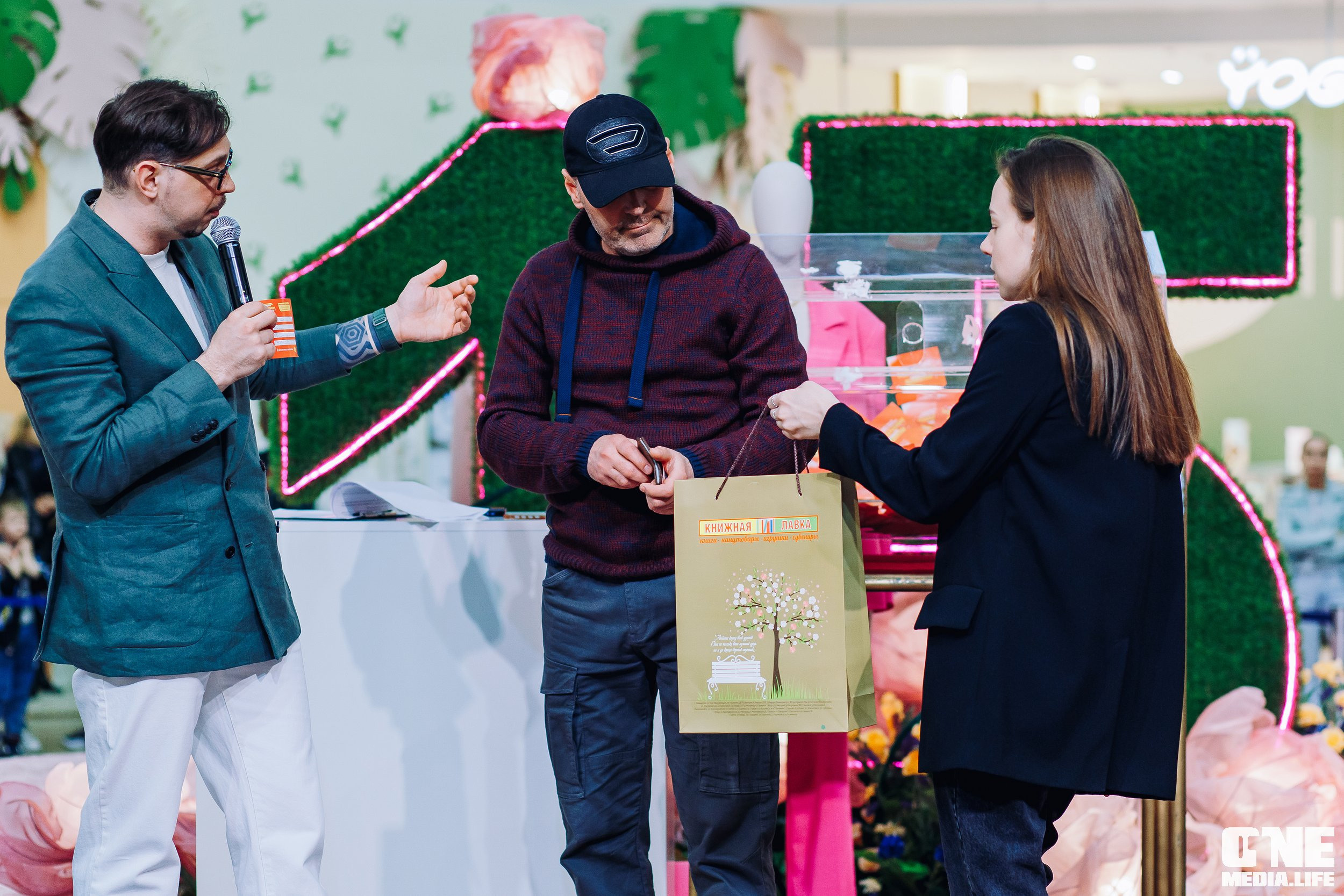 Фоторепортаж из ТРЦ Европа. One Media Life: фоторепортажи, фотоотчеты с мероприятий и заведений