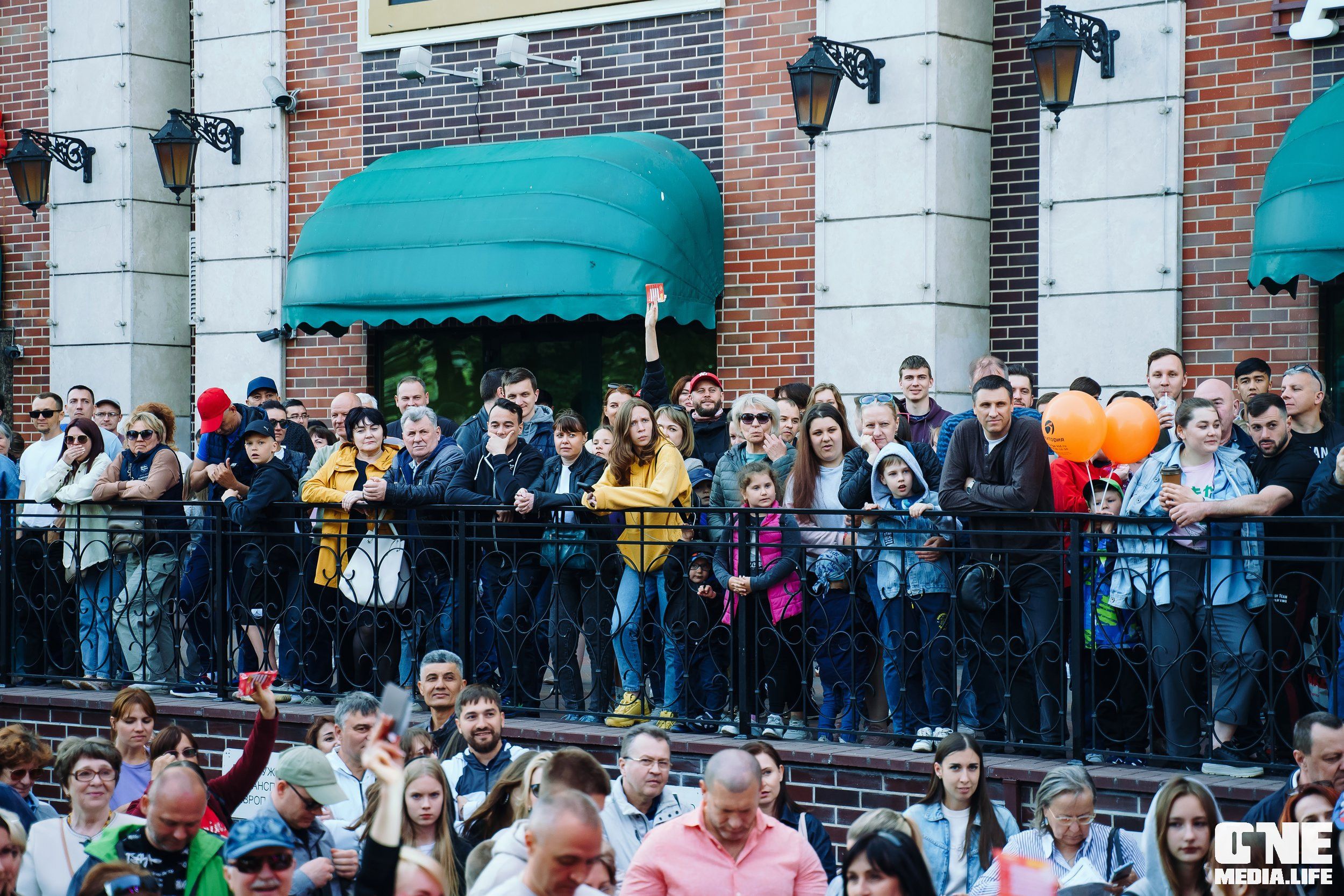 Фоторепортаж с 15-ти летия ТРЦ Европа. One Media Life: фоторепортажи, фотоотчеты с мероприятий и заведений