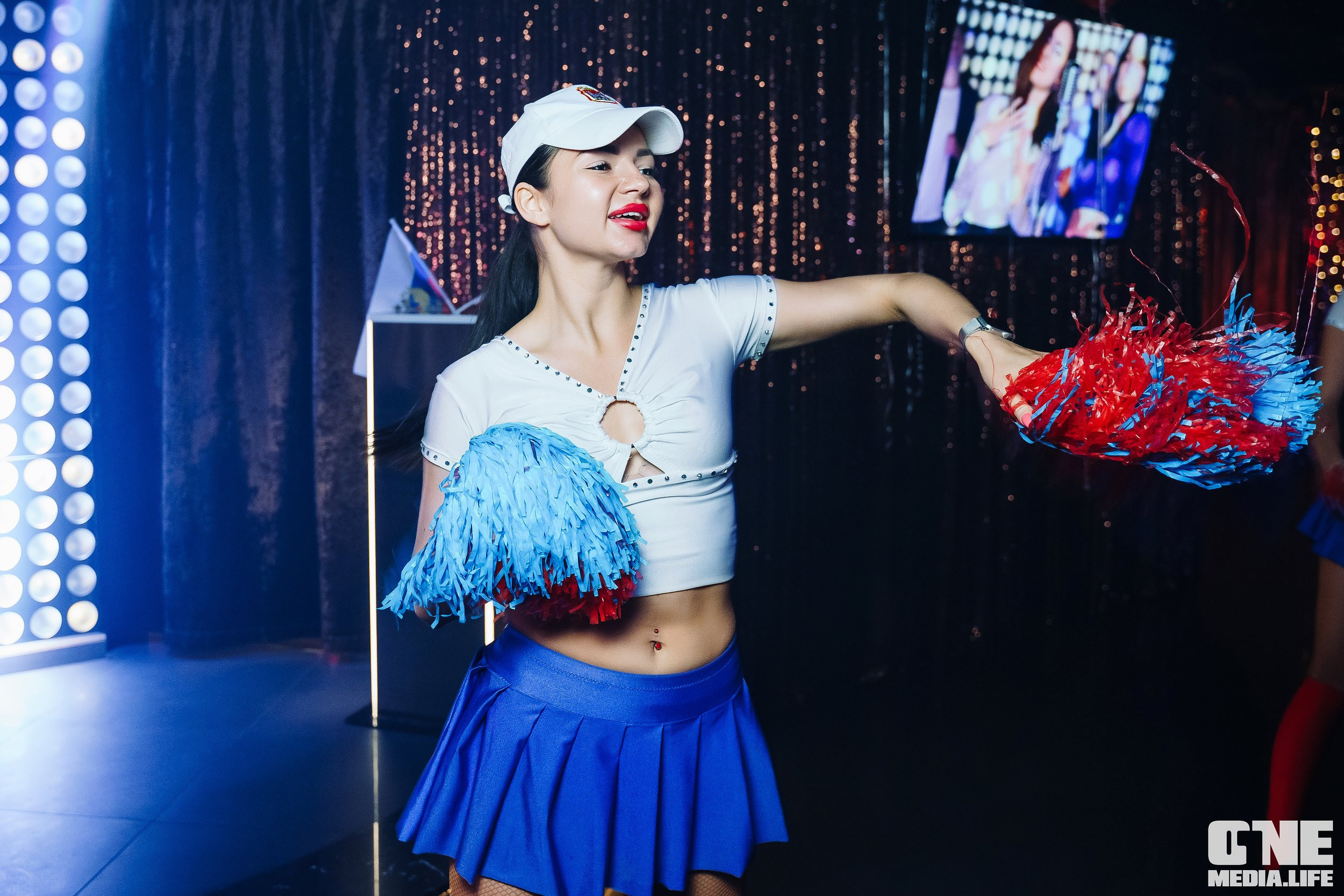 Фотоотчет из караоке-клуба Эйфория. One Media Life: фоторепортажи, фотоотчеты с мероприятий и заведений