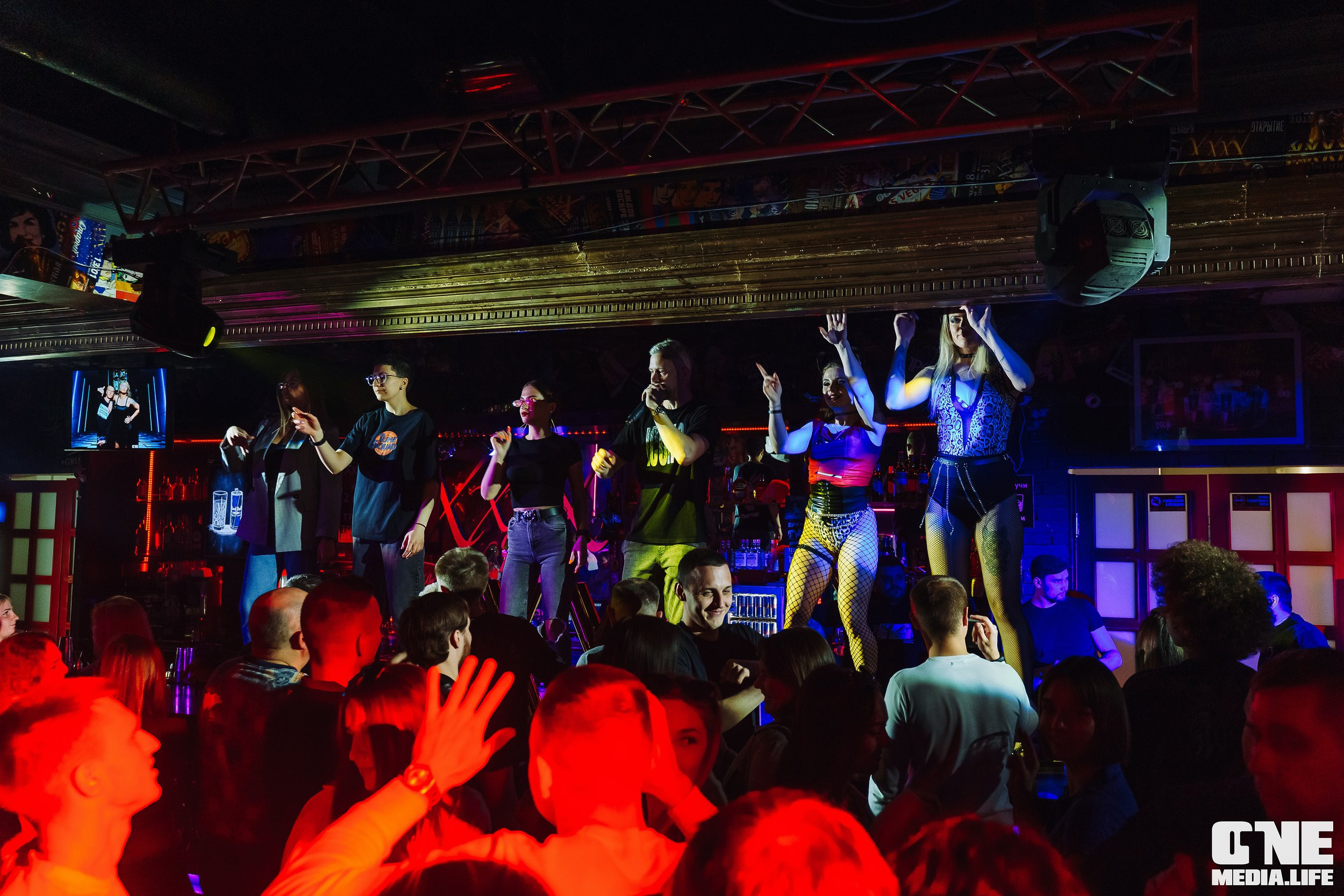 Фоторепортаж из караоке-клуба Эйфория. One Media Life: фоторепортажи, фотоотчеты с мероприятий и заведений