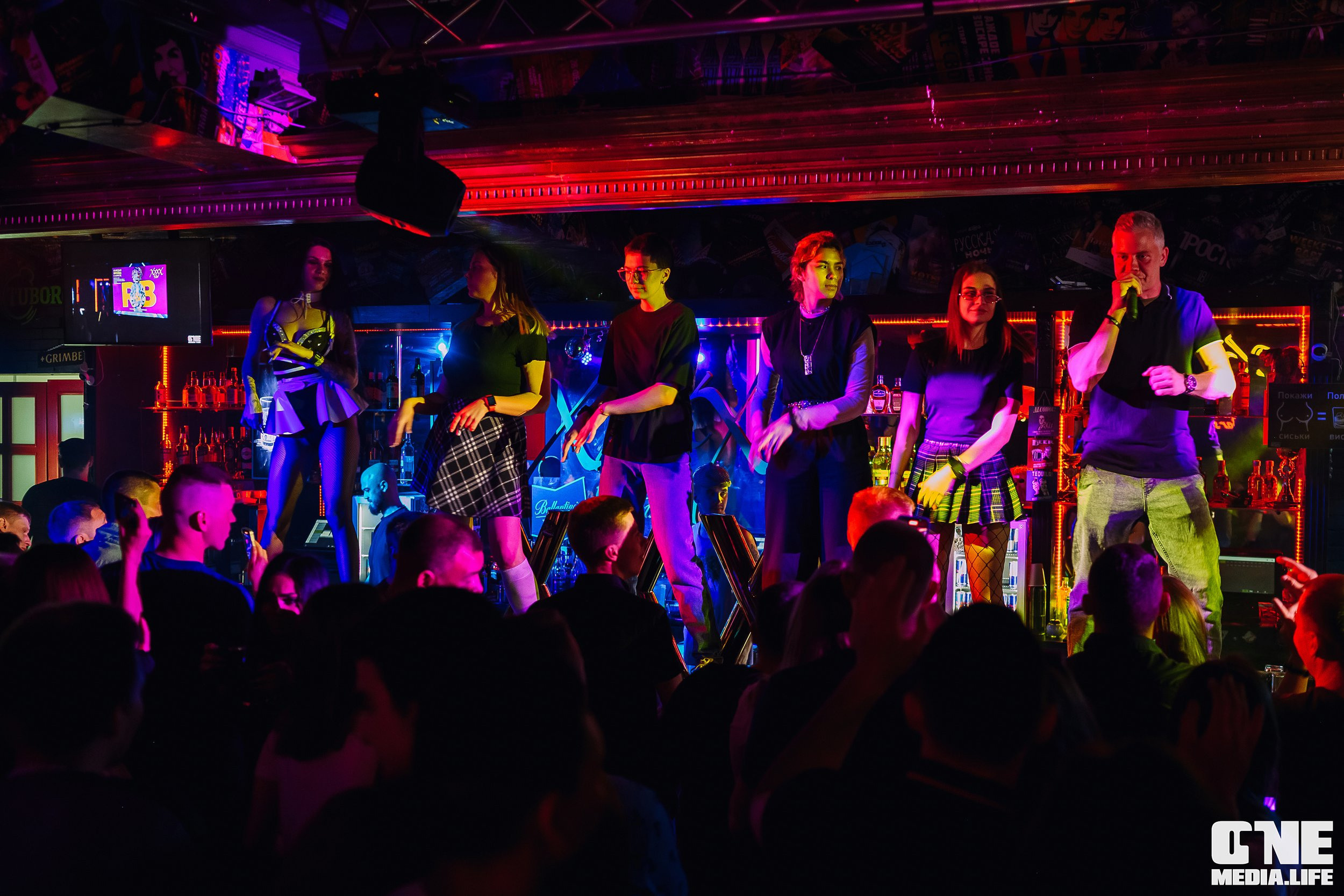 Фоторепортаж из экстрим бара XxxX. One Media Life: фоторепортажи, фотоотчеты с мероприятий и заведений