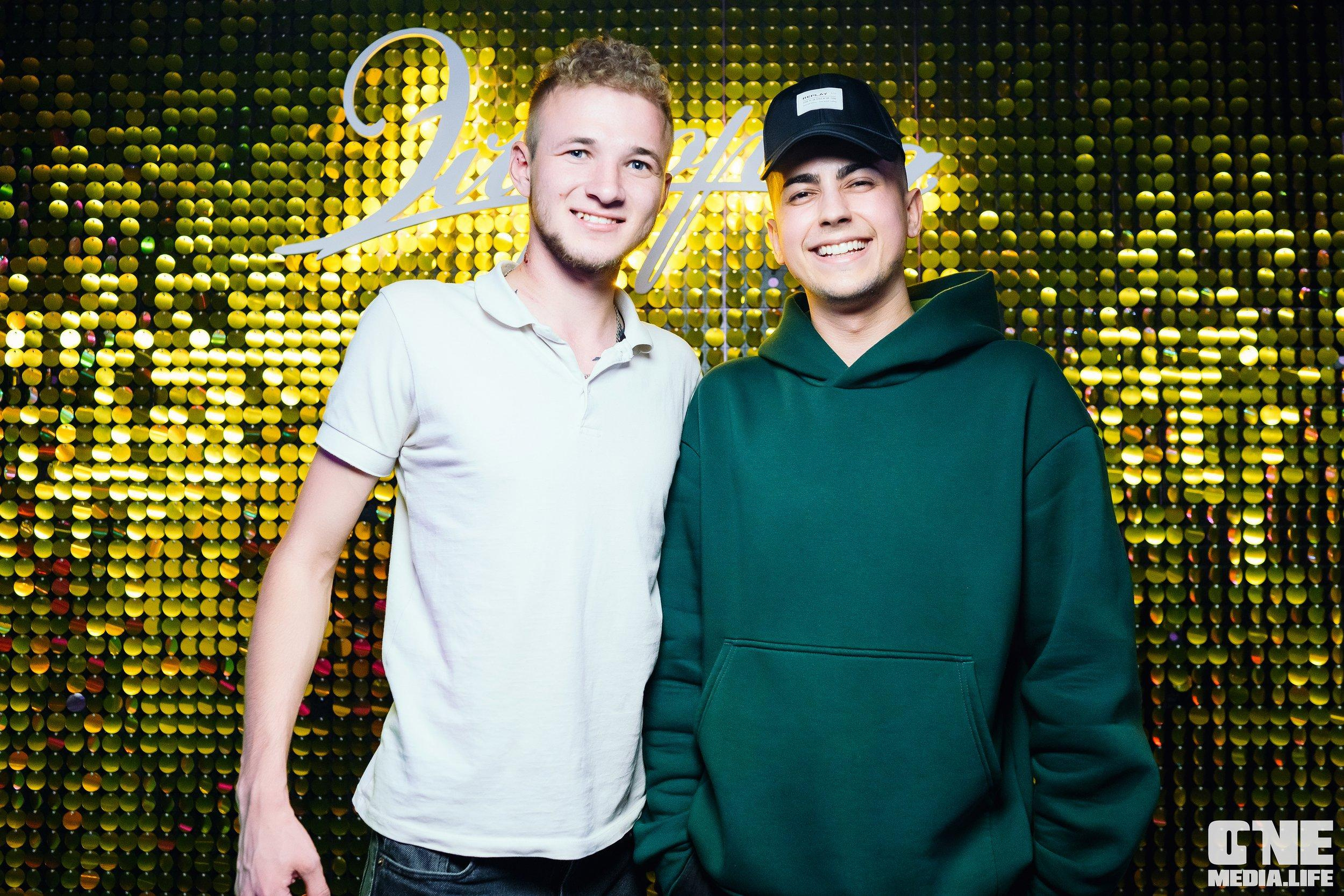 Фоторепортаж из караоке-клуба Эйфория. One Media Life: фоторепортажи, фотоотчеты с мероприятий и заведений