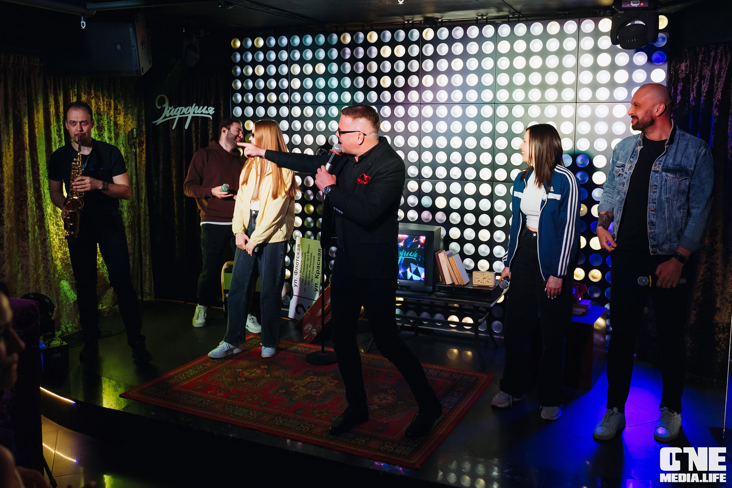 Фоторепортаж из караоке-клуба Эйфория. One Media Life: фоторепортажи, фотоотчеты с мероприятий и заведений