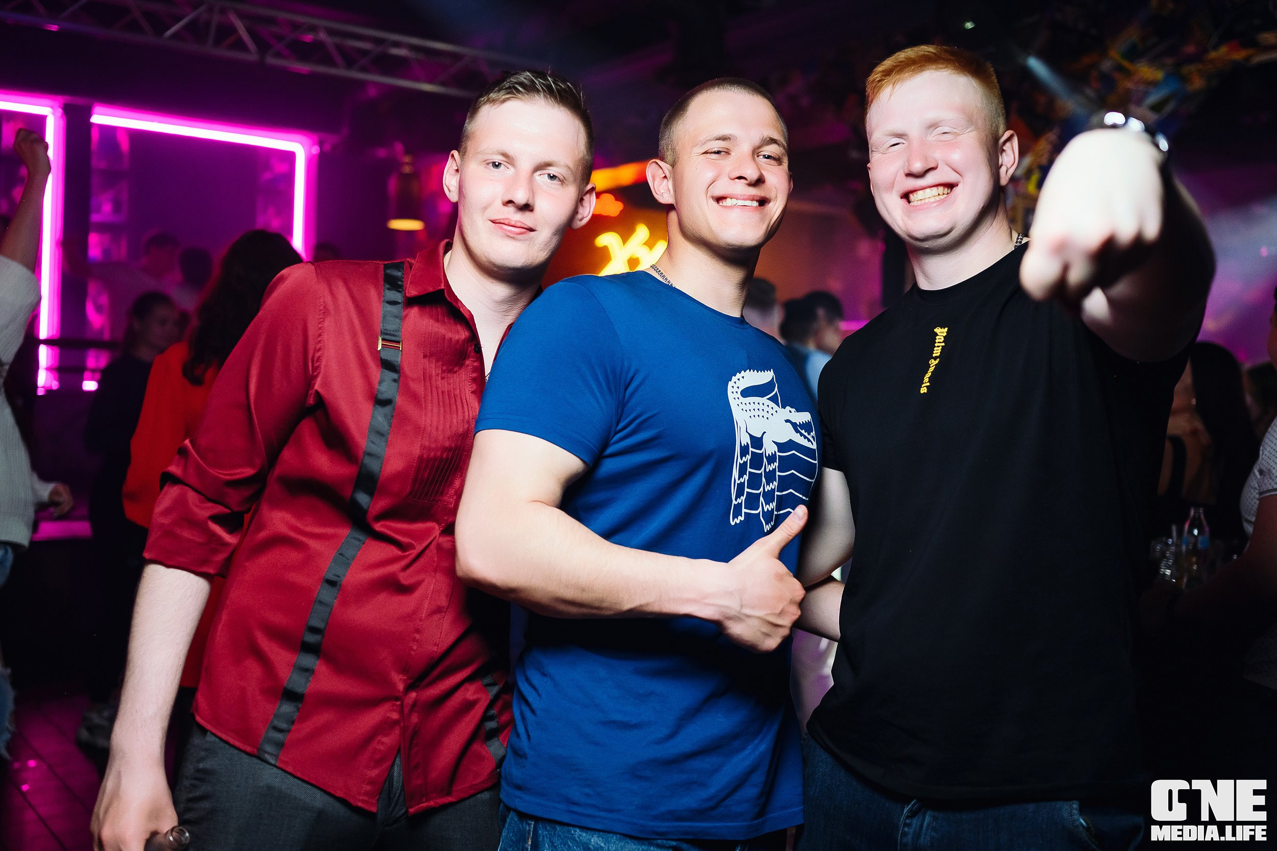 Фоторепортаж из экстрим бара XxxX. One Media Life: фоторепортажи, фотоотчеты с мероприятий и заведений