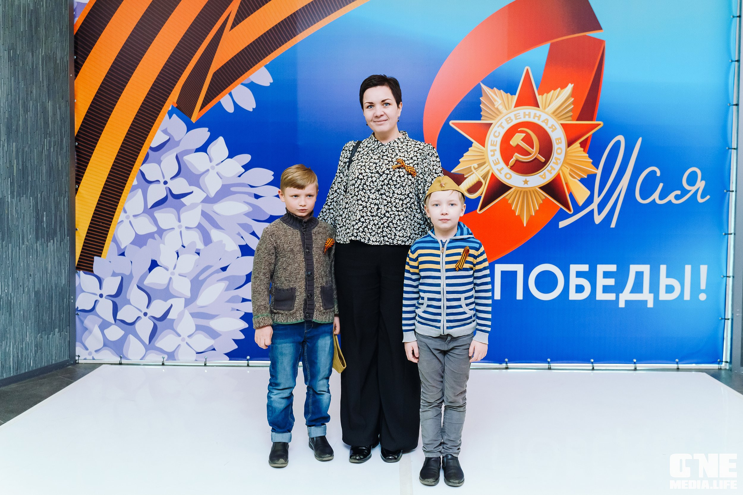 Праздничный концерт «День великой Победы» в Янтарь Холле. One Media Life: фоторепортажи, фотоотчеты с мероприятий и заведений