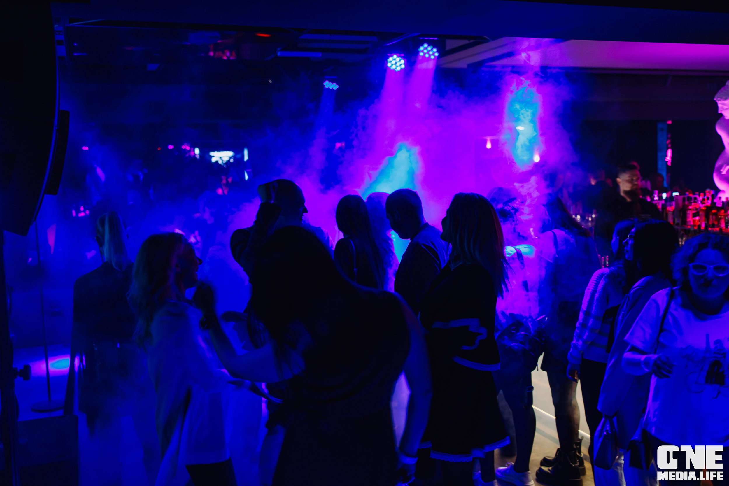 Клубный концерт в Галерее: КОСТА ЛАКОСТА. One Media Life: фоторепортажи, фотоотчеты с мероприятий и заведений