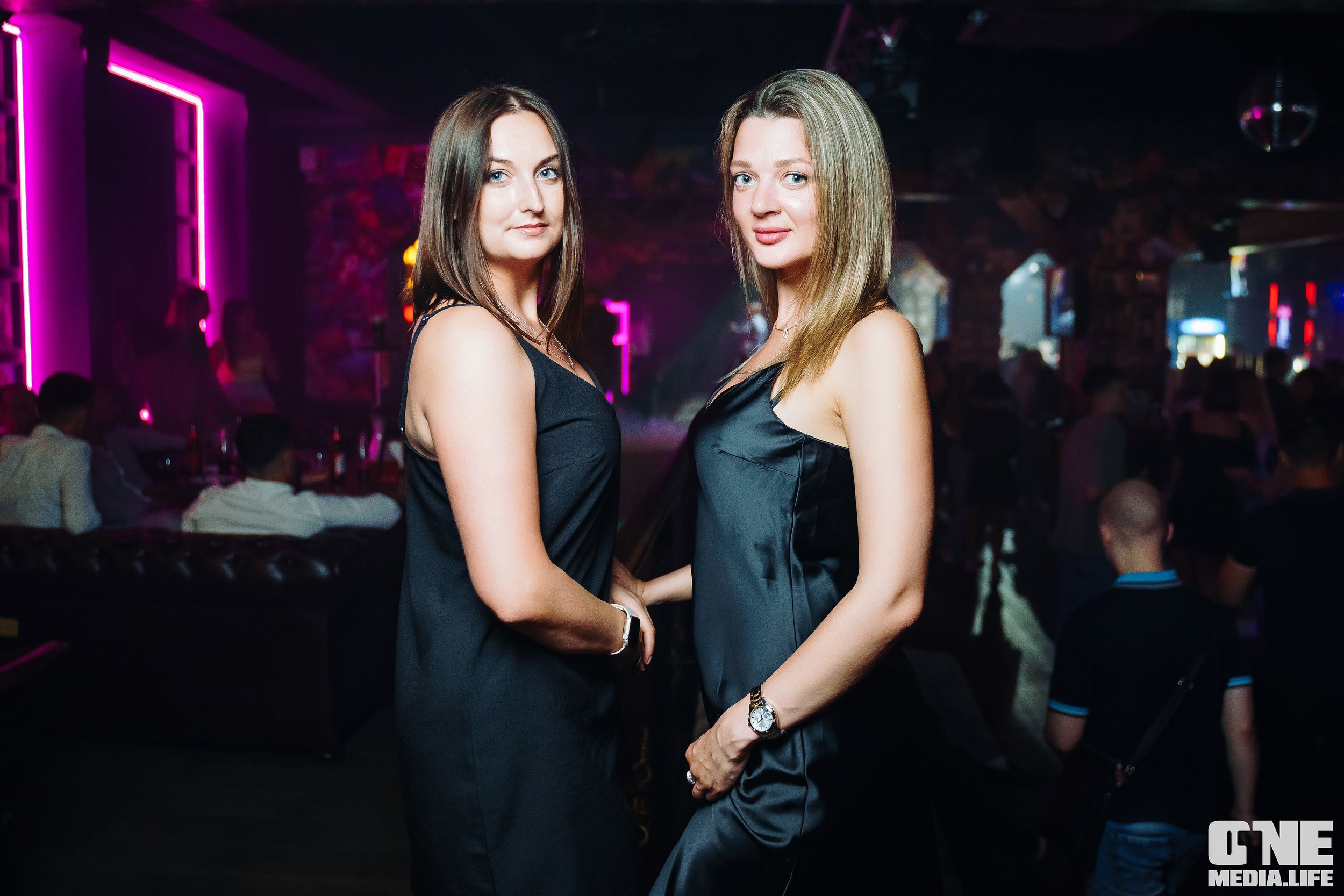 Фотоотчет из бара XxxX. One Media Life: фоторепортажи, фотоотчеты с мероприятий и заведений