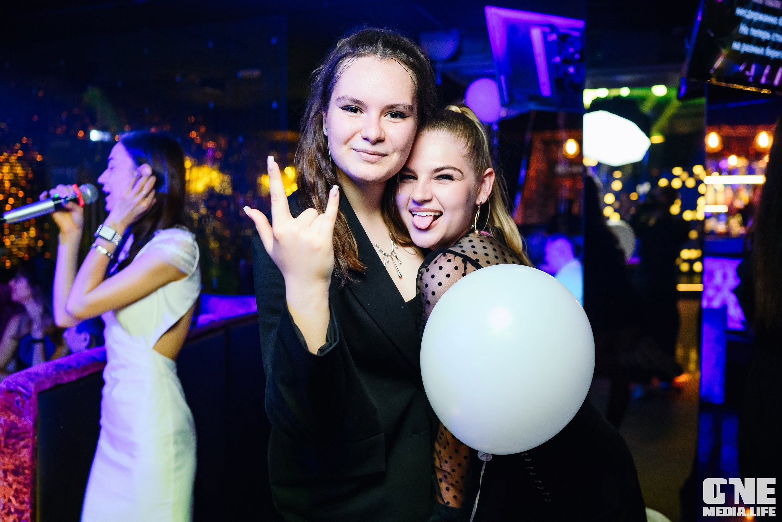 Фоторепортаж из караоке-клуба Эйфория. One Media Life: фоторепортажи, фотоотчеты с мероприятий и заведений