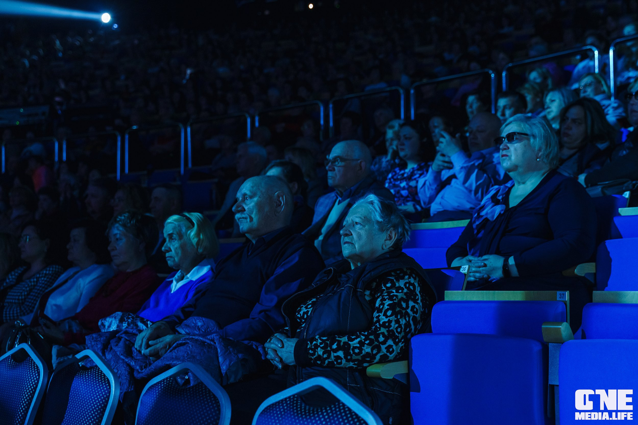 Праздничный концерт «День великой Победы» в Янтарь Холле. One Media Life: фоторепортажи, фотоотчеты с мероприятий и заведений