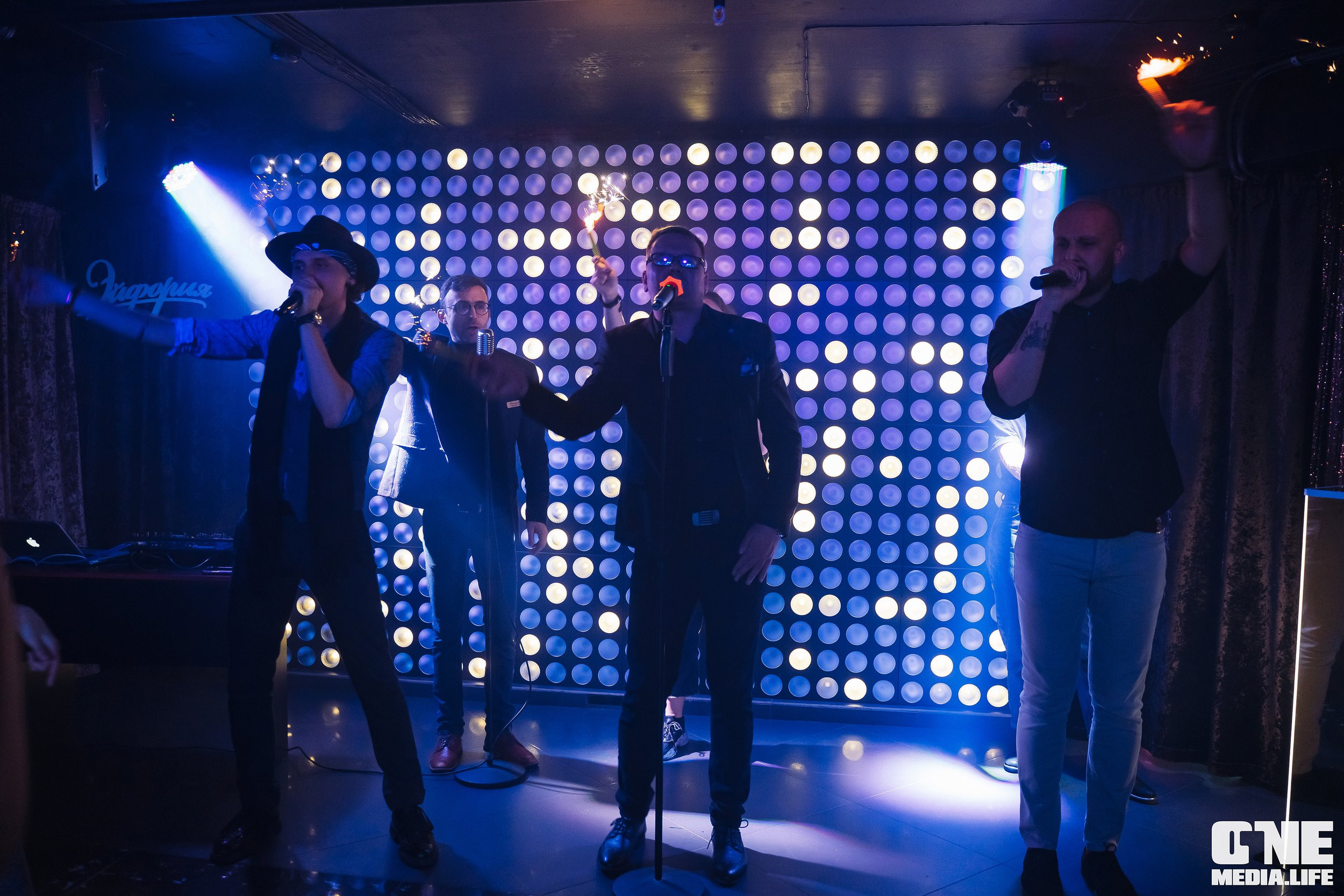 Фоторепортаж из караоке-клуба Эйфория. One Media Life: фоторепортажи, фотоотчеты с мероприятий и заведений