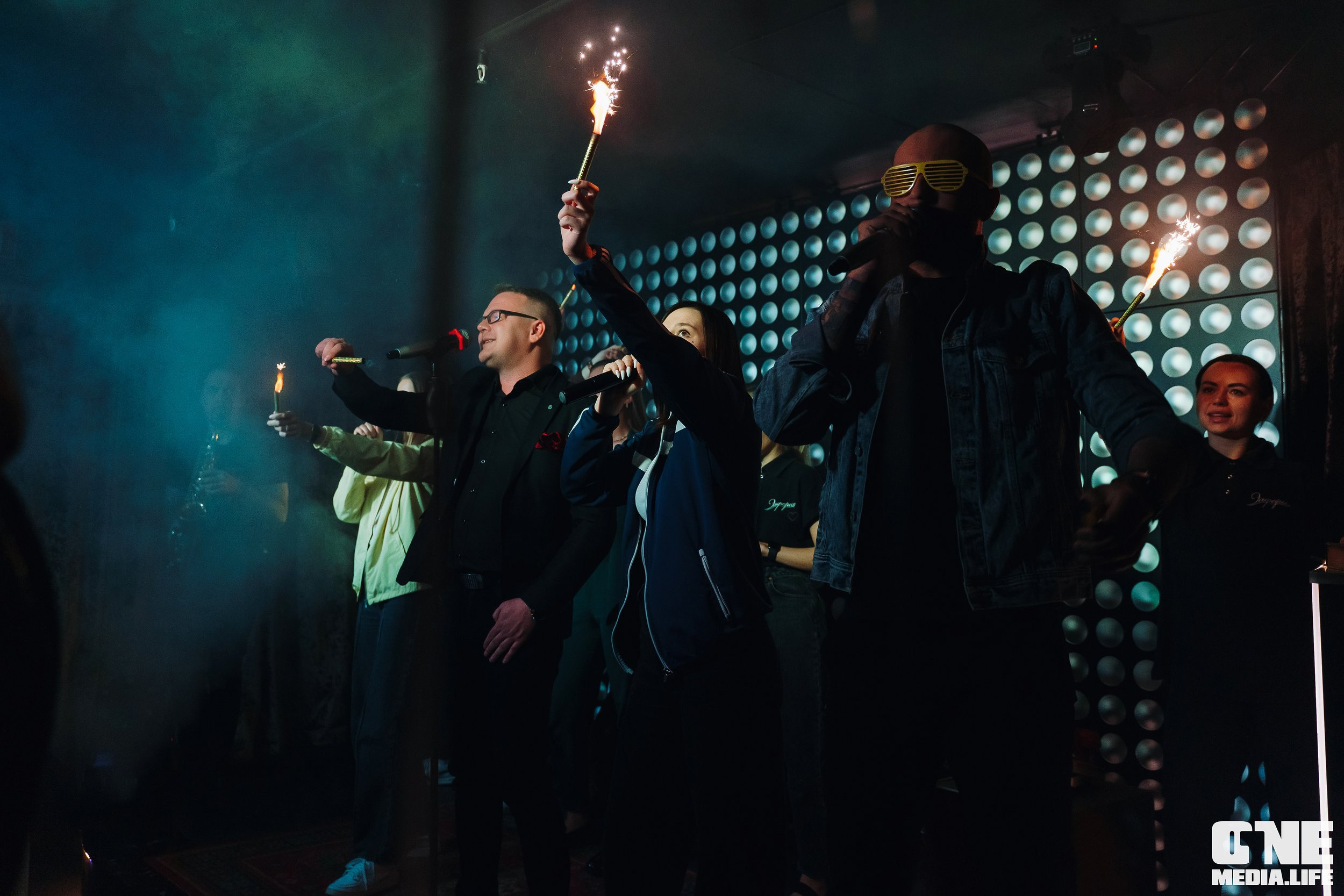 Фоторепортаж из караоке-клуба Эйфория. One Media Life: фоторепортажи, фотоотчеты с мероприятий и заведений