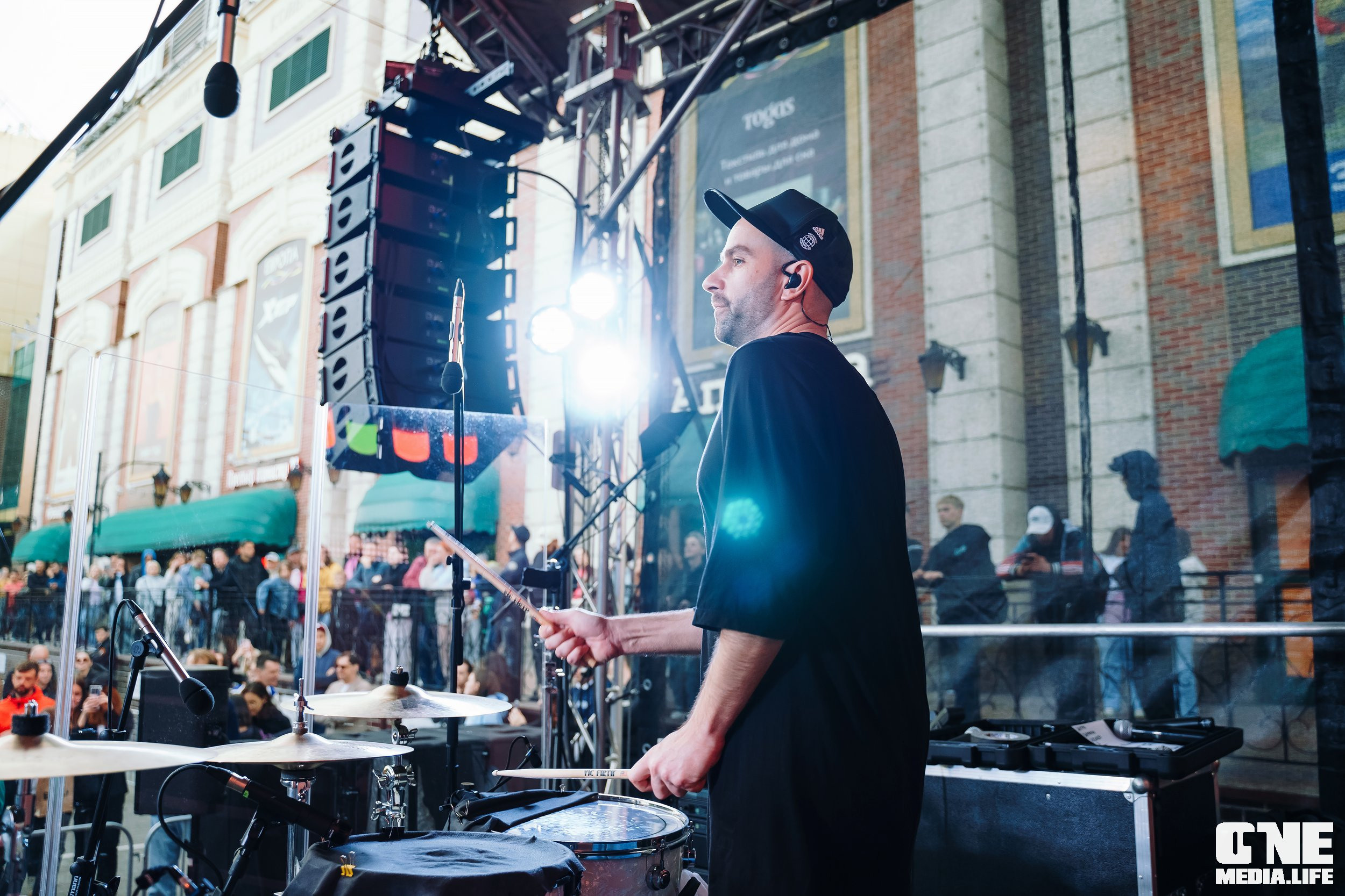 Фоторепортаж с 15-ти летия ТРЦ Европа. One Media Life: фоторепортажи, фотоотчеты с мероприятий и заведений