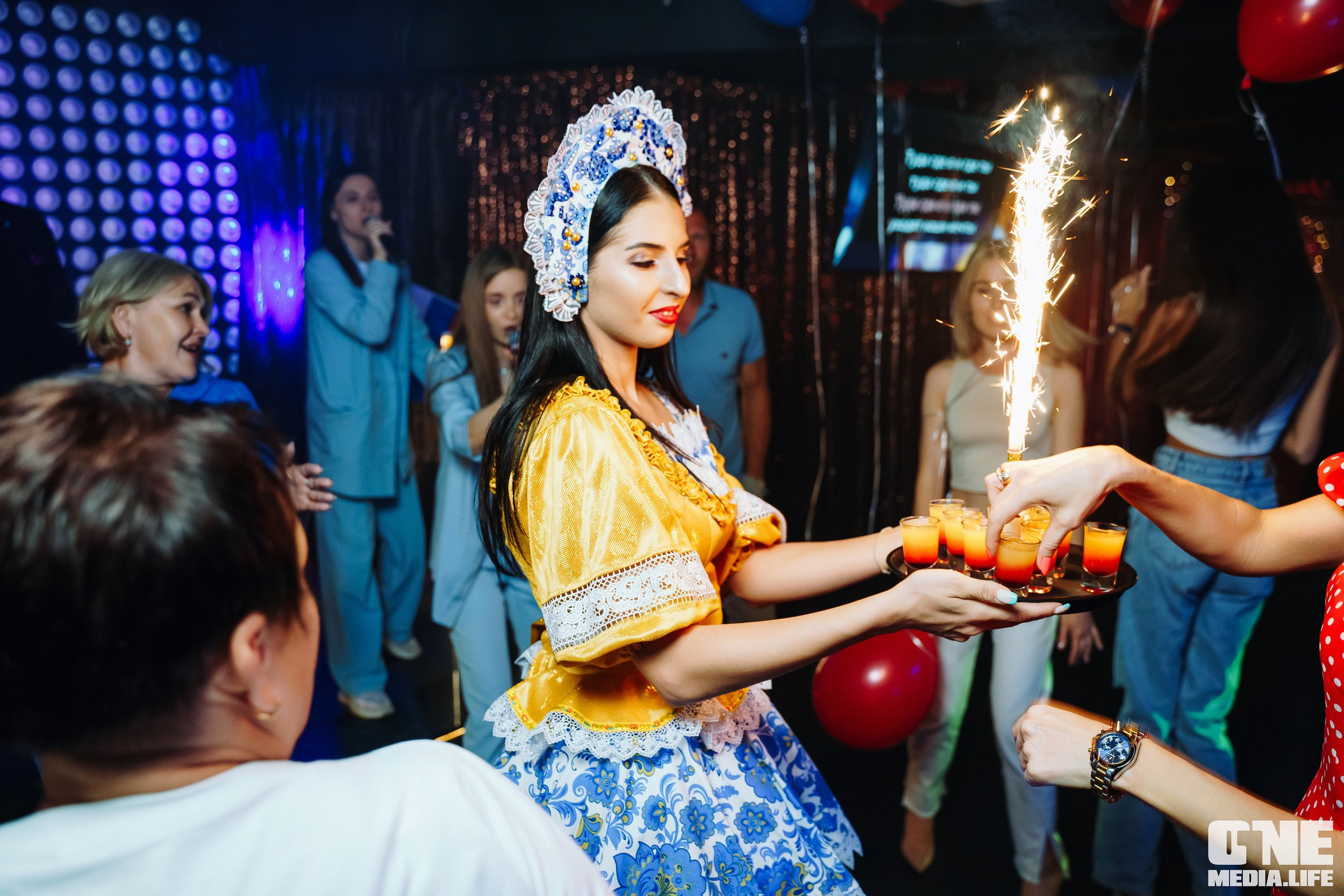 Фотоотчет из караоке-клуба Эйфория. One Media Life: фоторепортажи, фотоотчеты с мероприятий и заведений