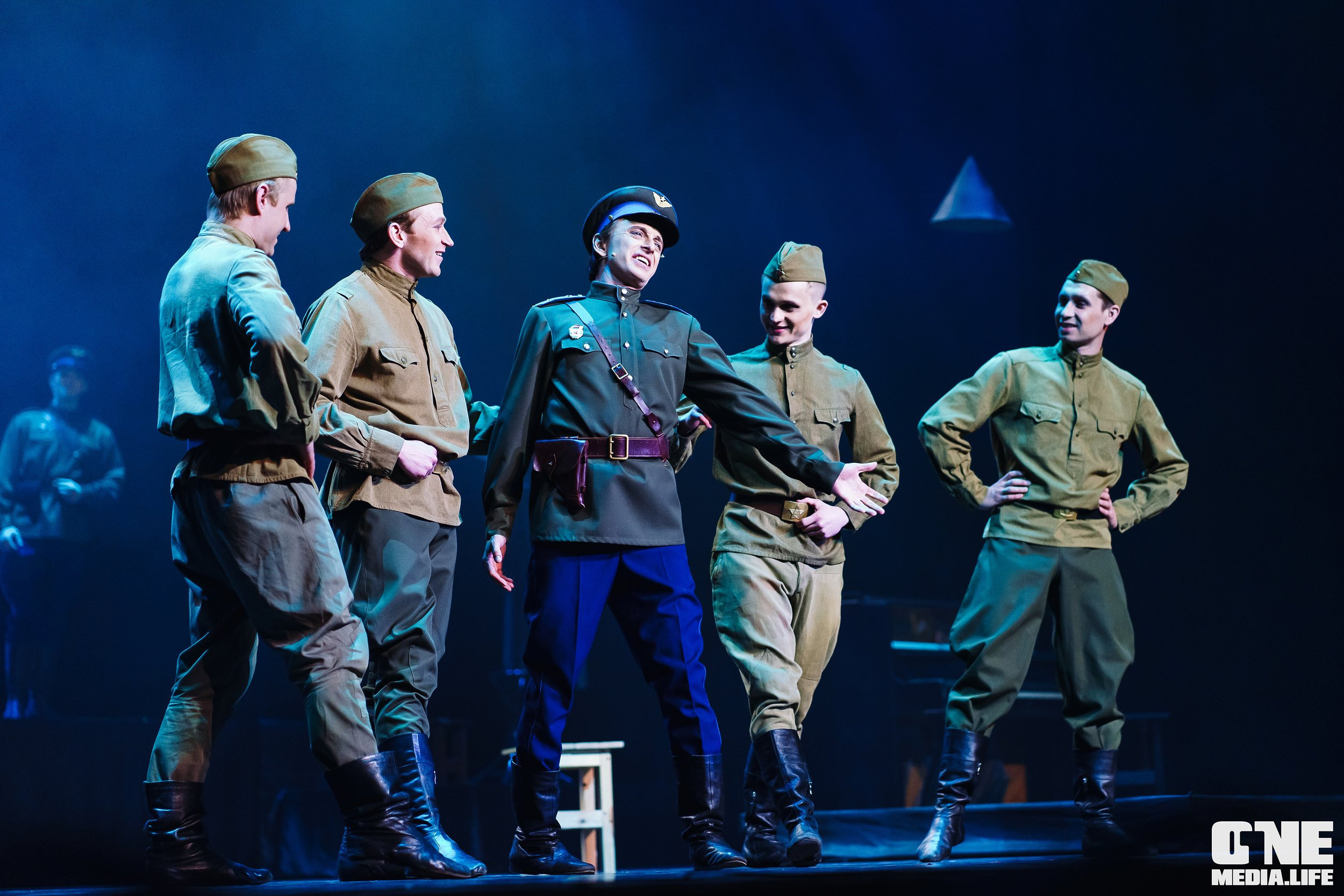 Праздничный концерт «День великой Победы» в Янтарь Холле. One Media Life: фоторепортажи, фотоотчеты с мероприятий и заведений